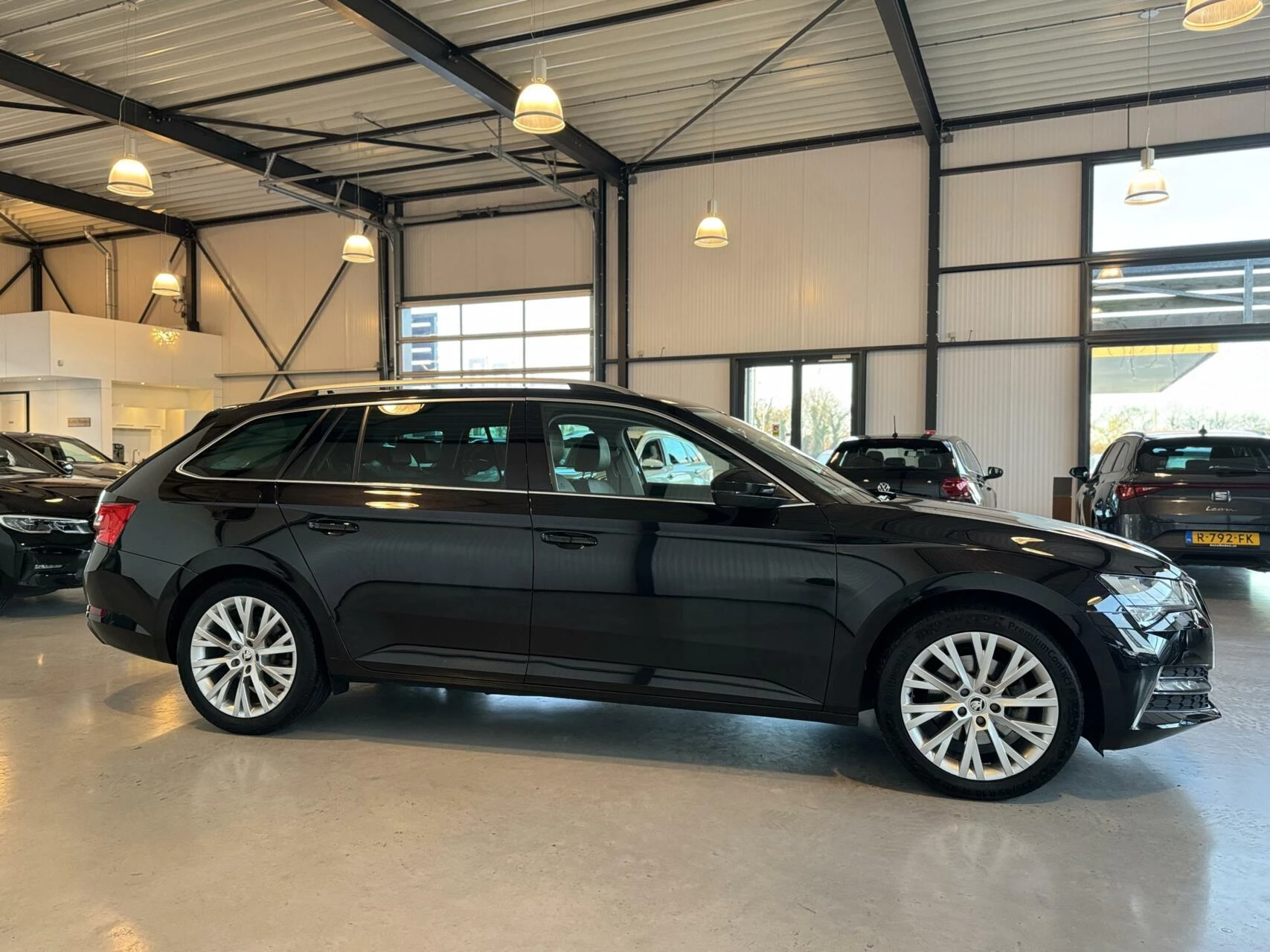 Hoofdafbeelding Škoda Superb