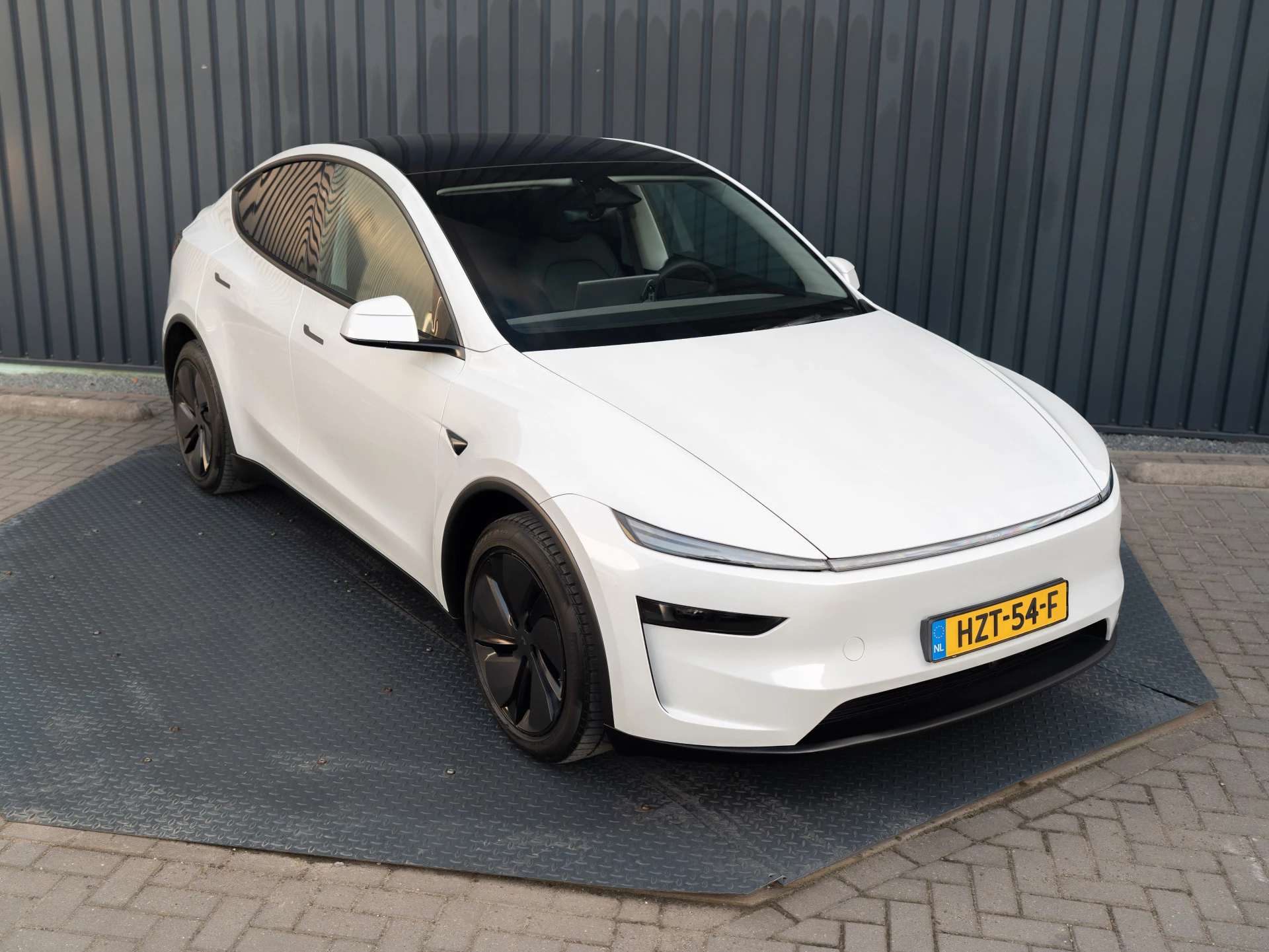 Hoofdafbeelding Tesla Model Y