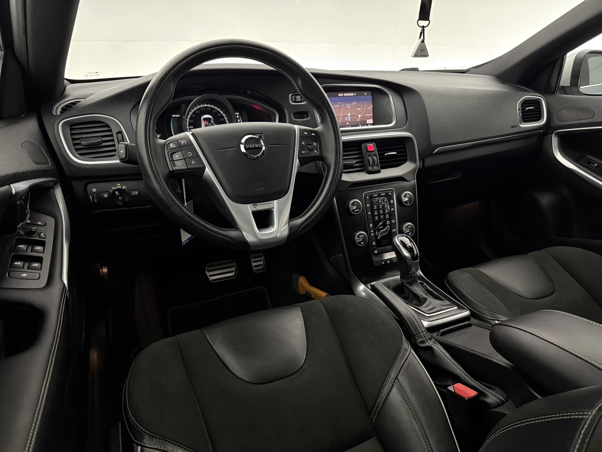 Hoofdafbeelding Volvo V40