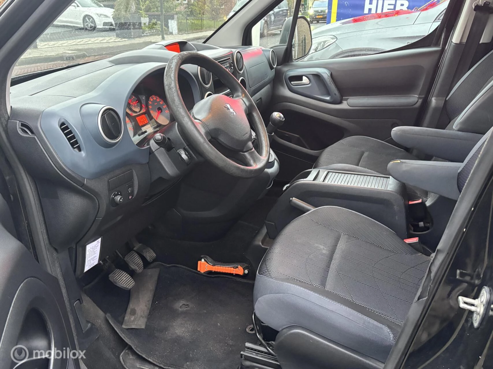 Hoofdafbeelding Peugeot Partner