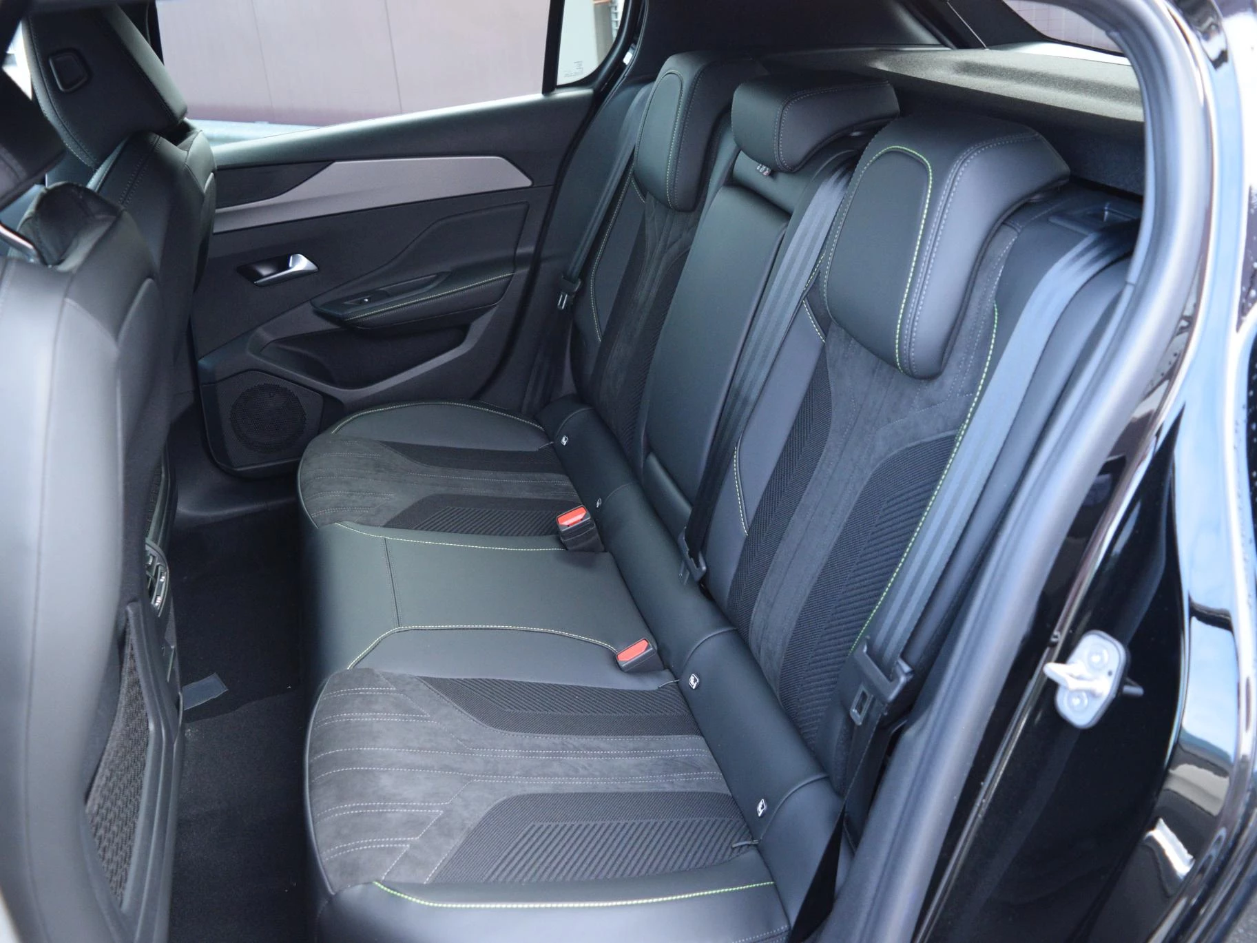 Hoofdafbeelding Peugeot e-308