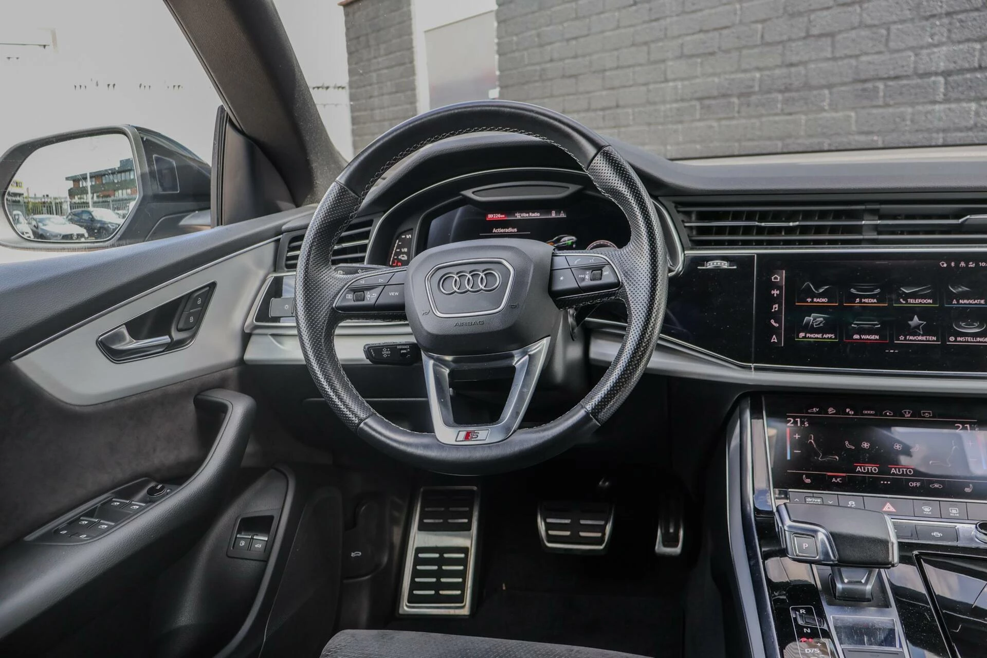 Hoofdafbeelding Audi Q8