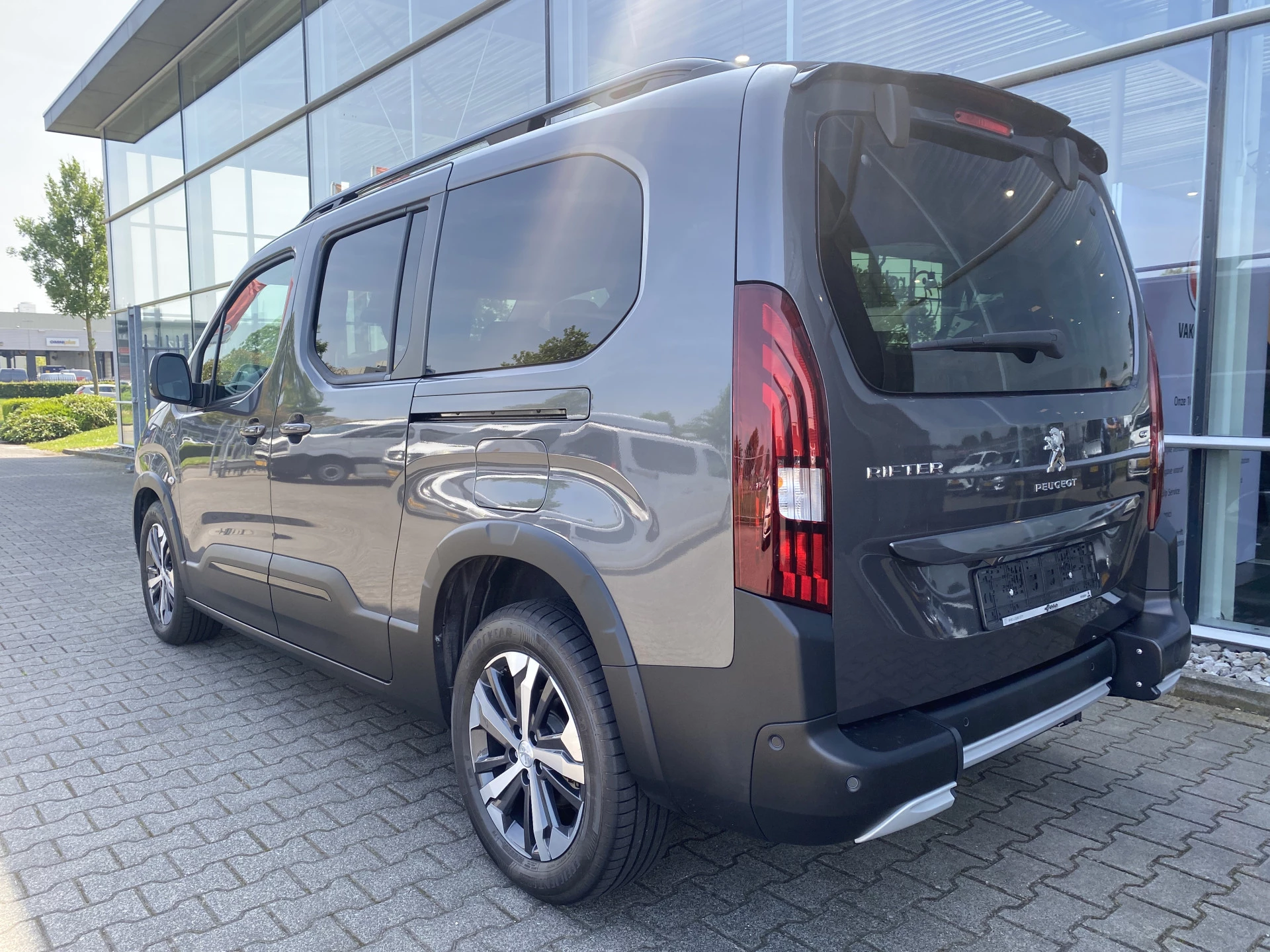 Hoofdafbeelding Peugeot Rifter