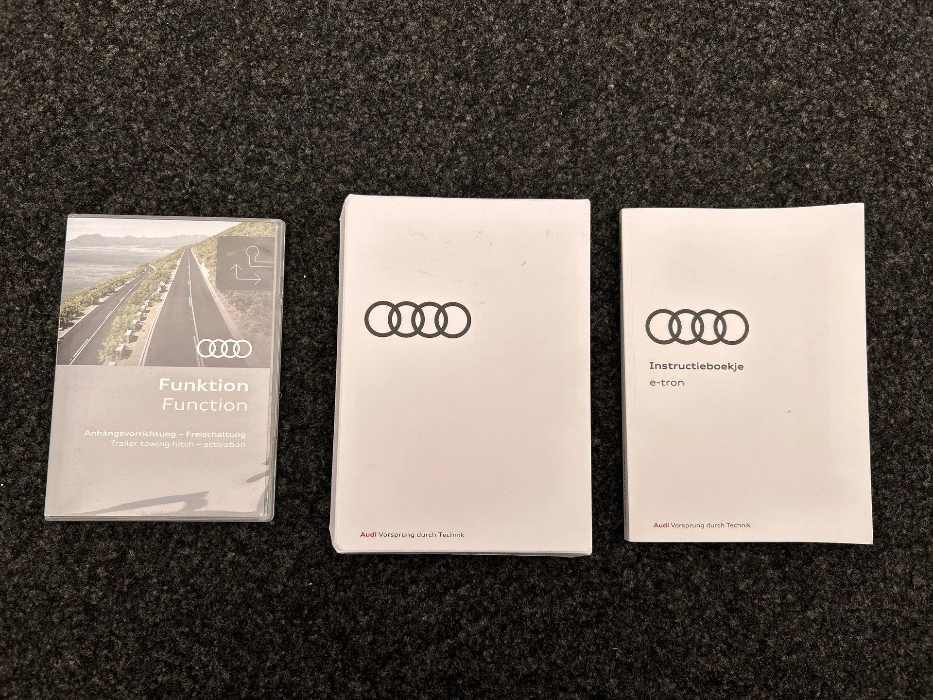 Hoofdafbeelding Audi e-tron