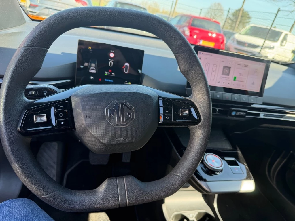 Hoofdafbeelding MG MG4