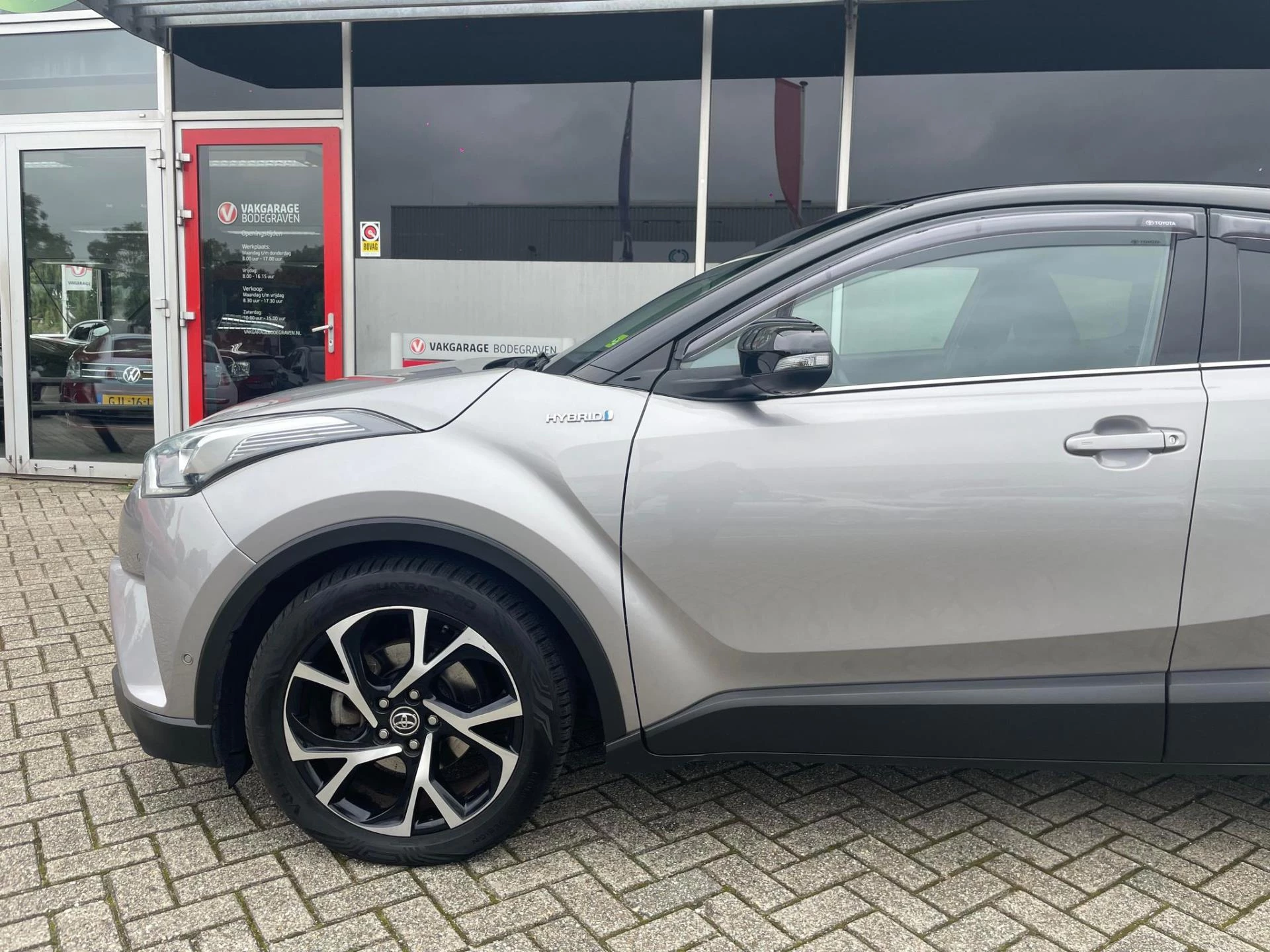 Hoofdafbeelding Toyota C-HR
