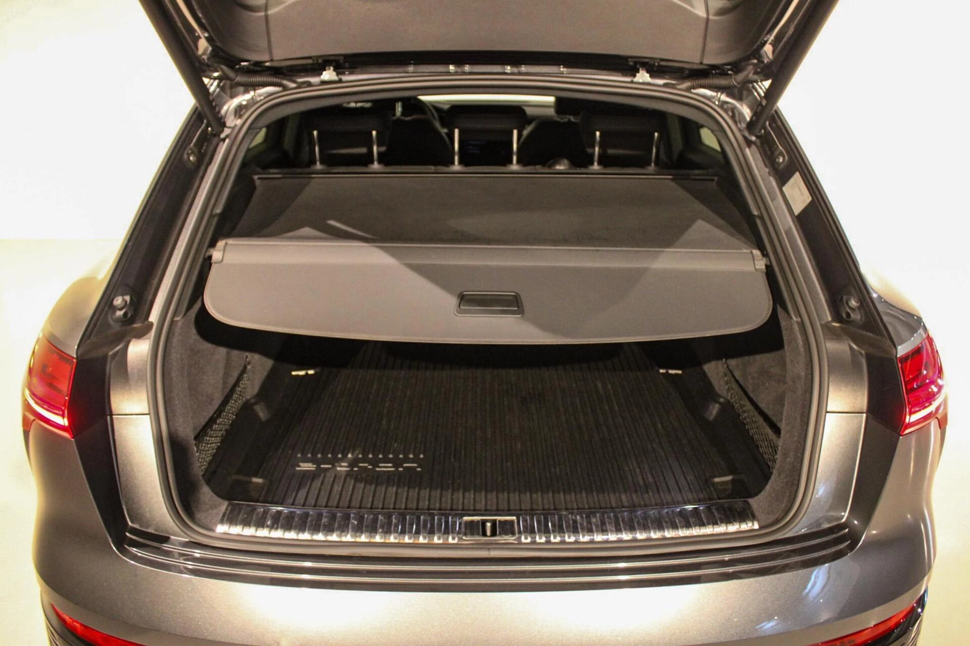 Hoofdafbeelding Audi Q8 e-tron