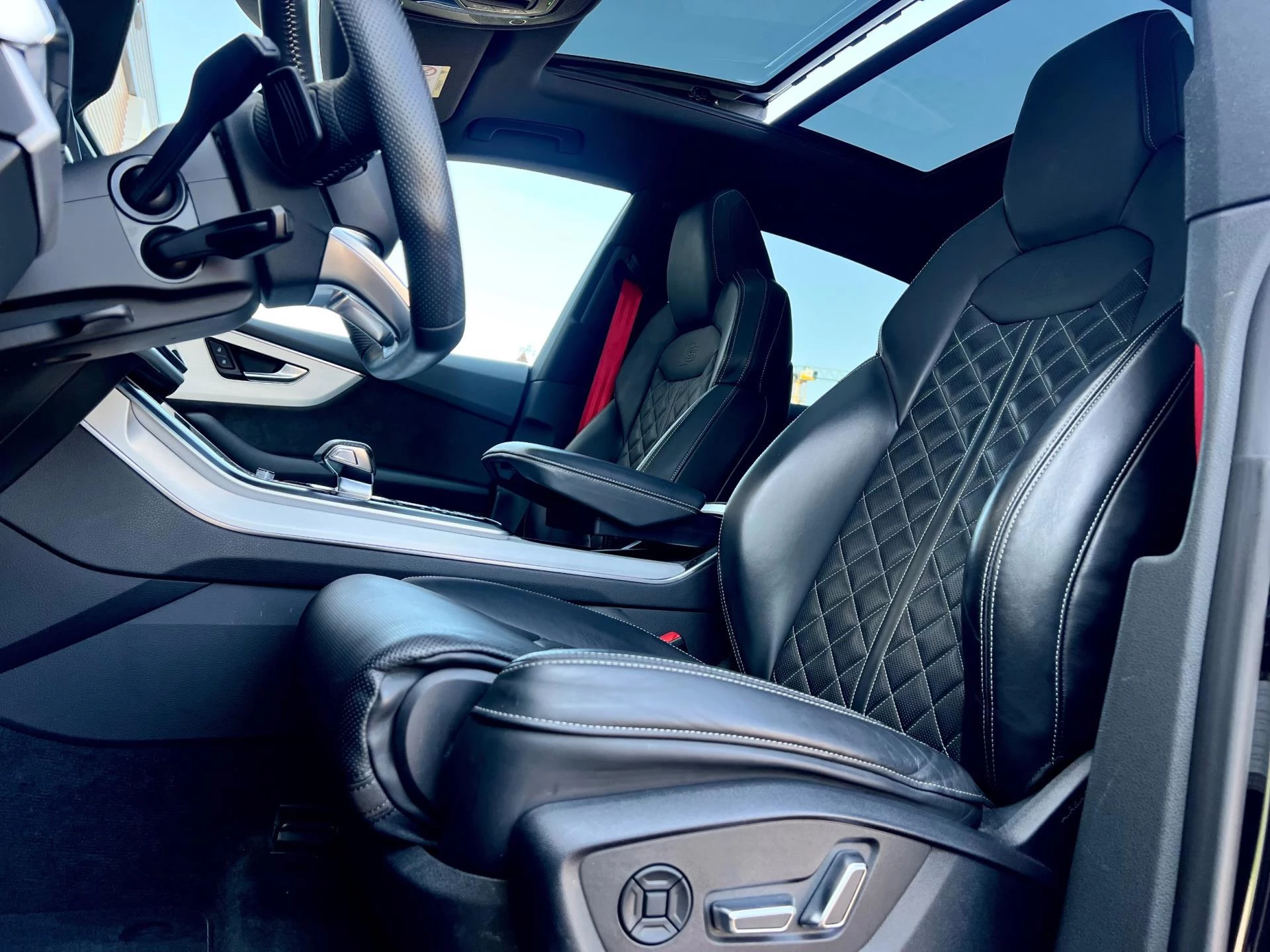 Hoofdafbeelding Audi Q8