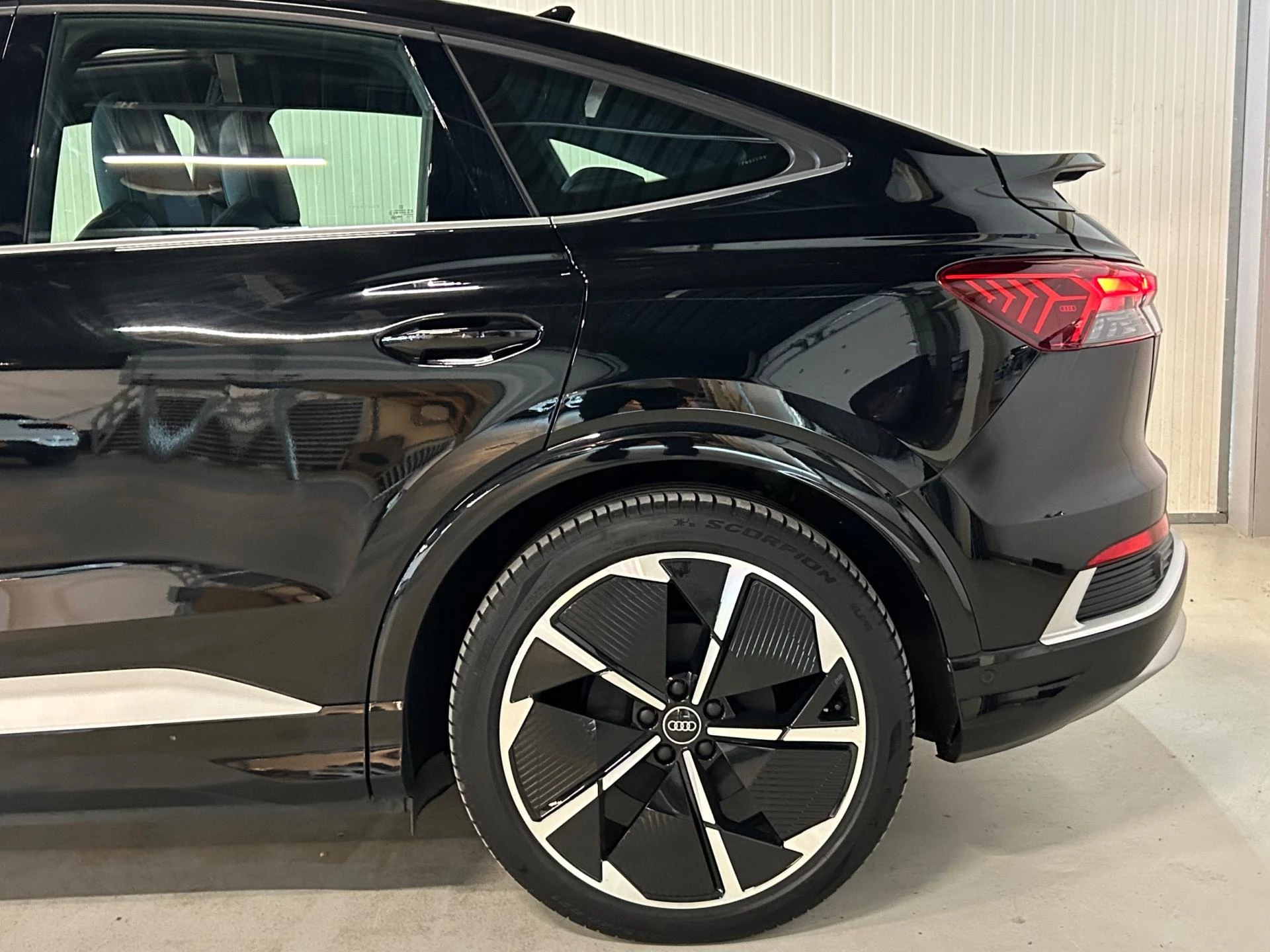 Hoofdafbeelding Audi Q4 e-tron