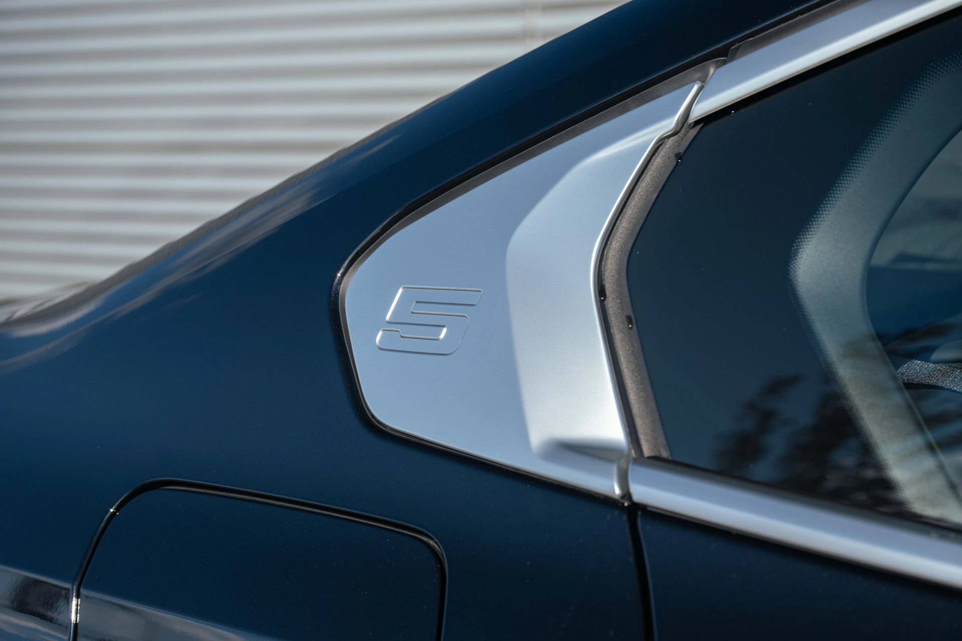 Hoofdafbeelding BMW i5