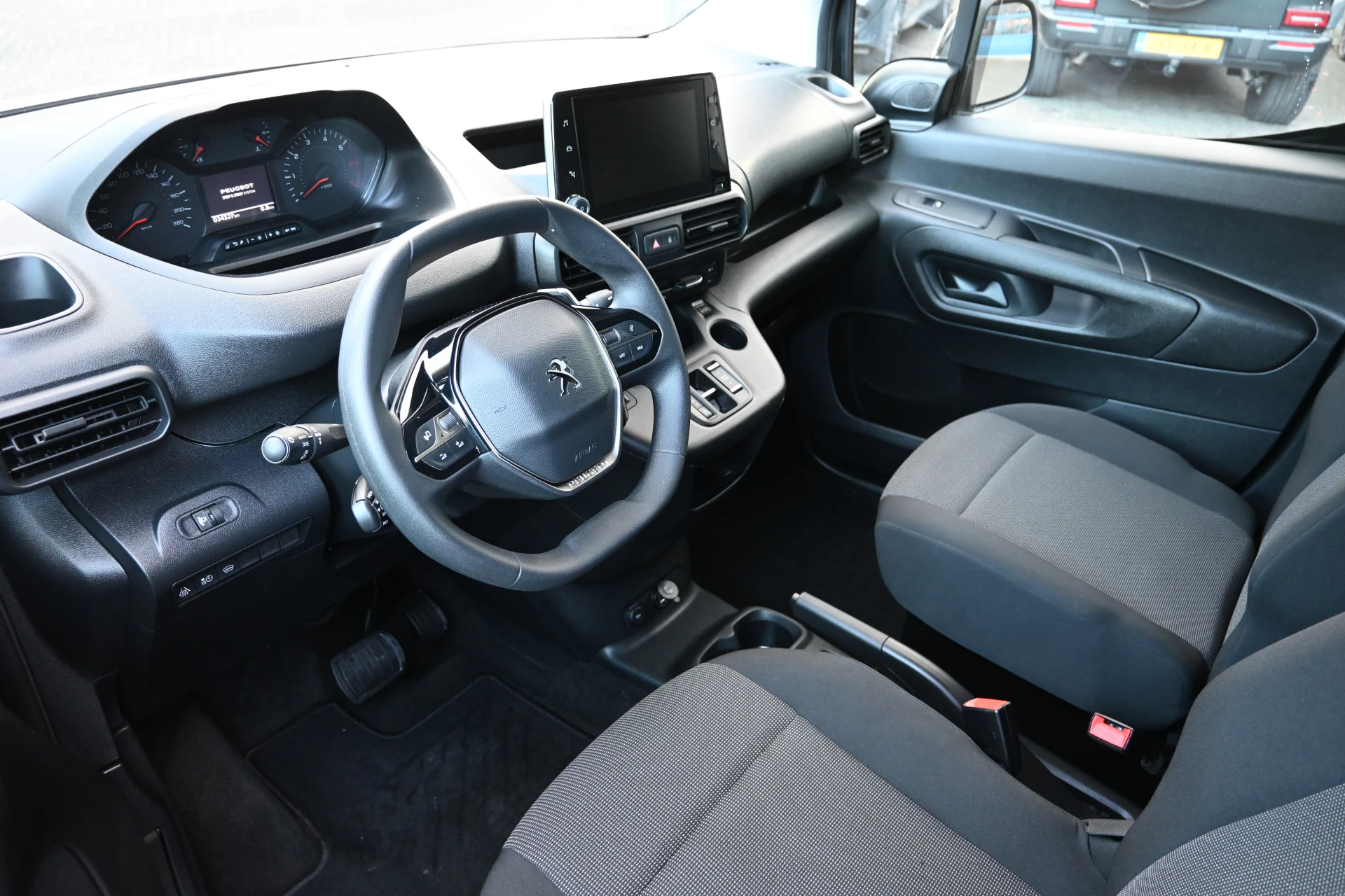 Hoofdafbeelding Peugeot Partner
