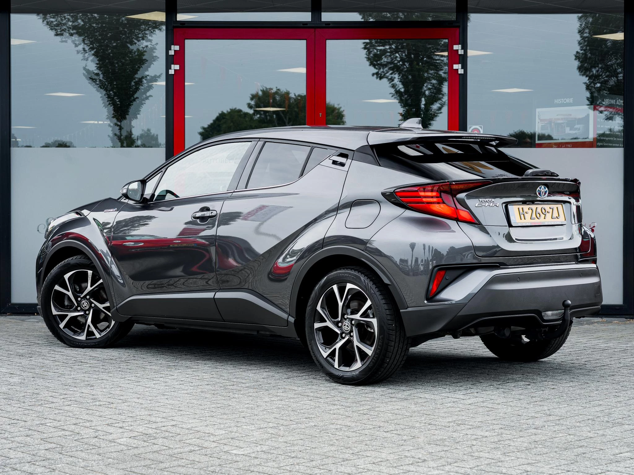 Hoofdafbeelding Toyota C-HR