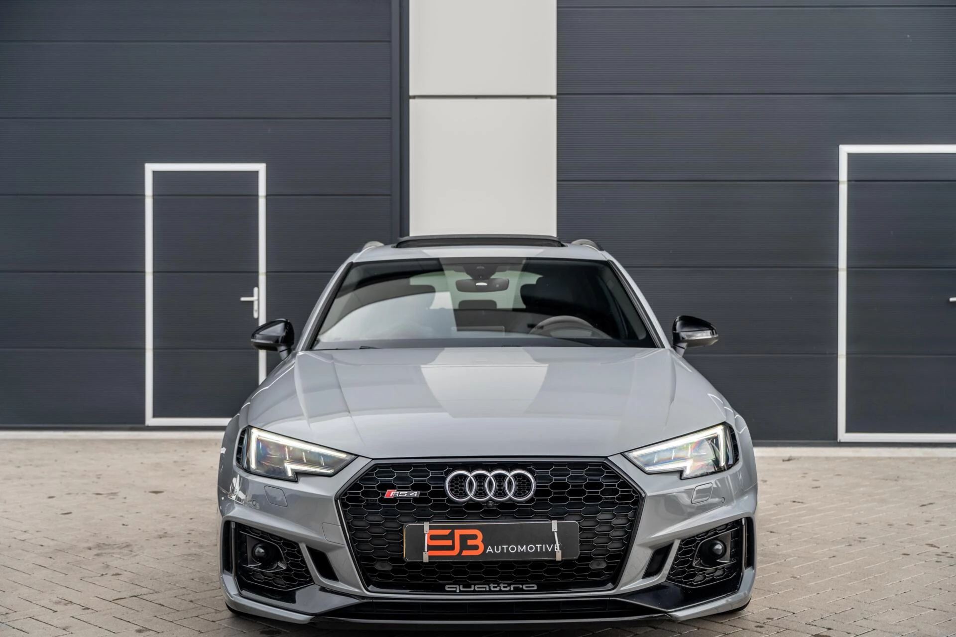 Hoofdafbeelding Audi RS4