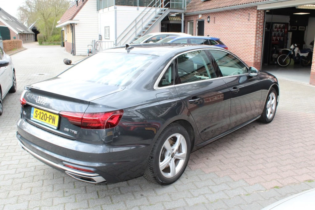 Hoofdafbeelding Audi A4