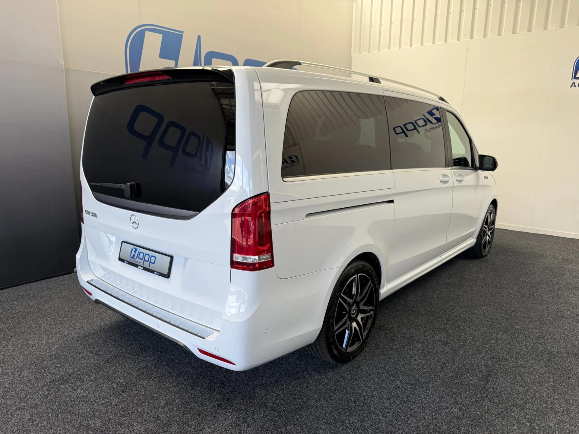 Hoofdafbeelding Mercedes-Benz EQV