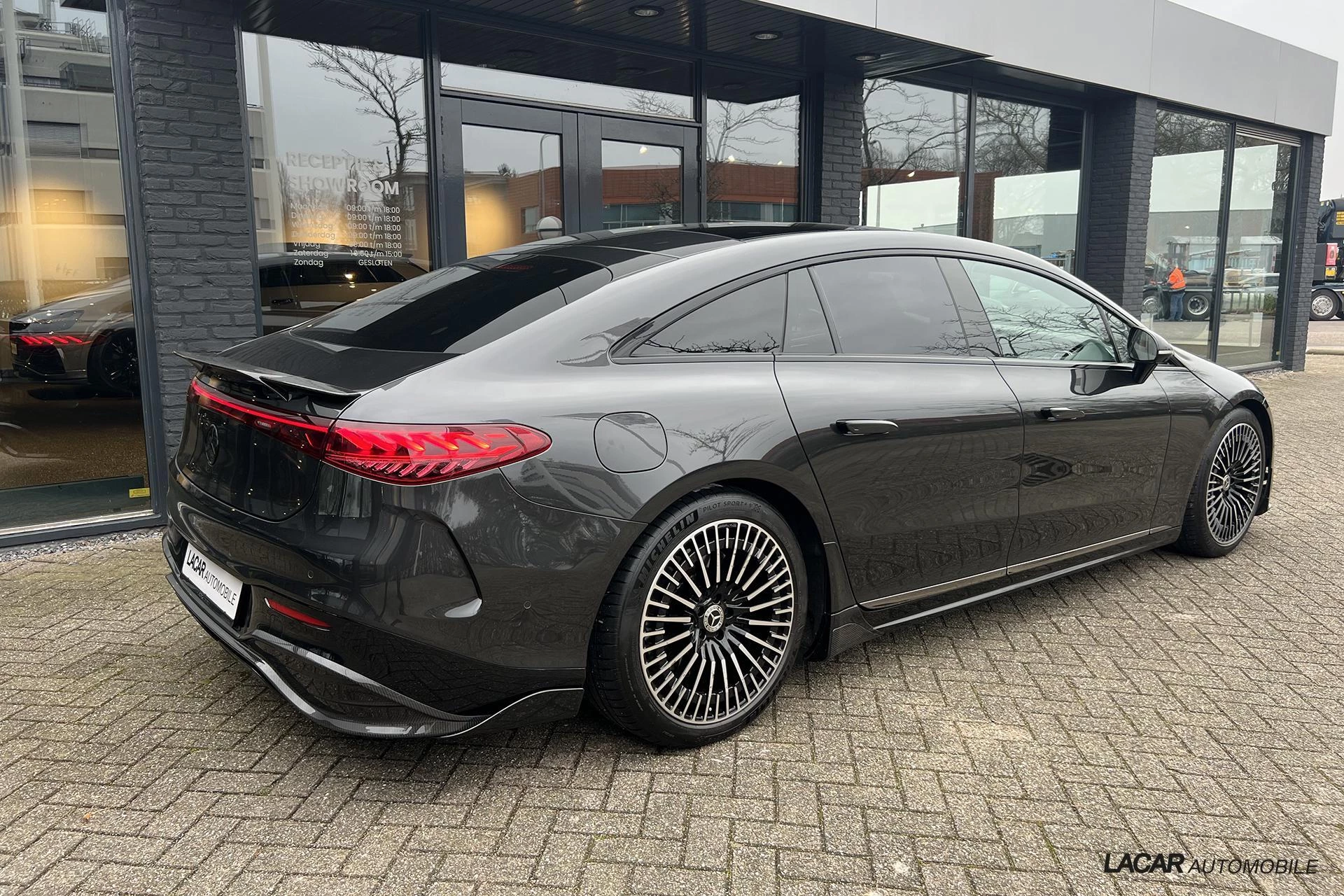 Hoofdafbeelding Mercedes-Benz EQS