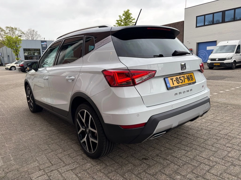 Hoofdafbeelding SEAT Arona