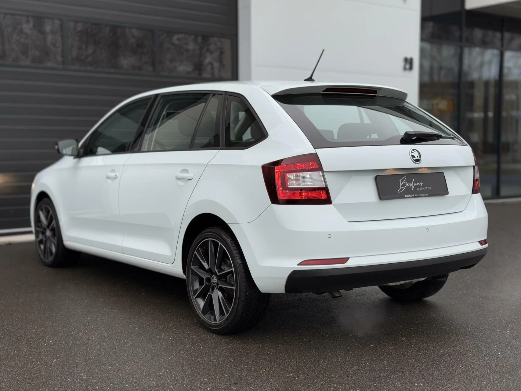 Hoofdafbeelding Škoda Rapid