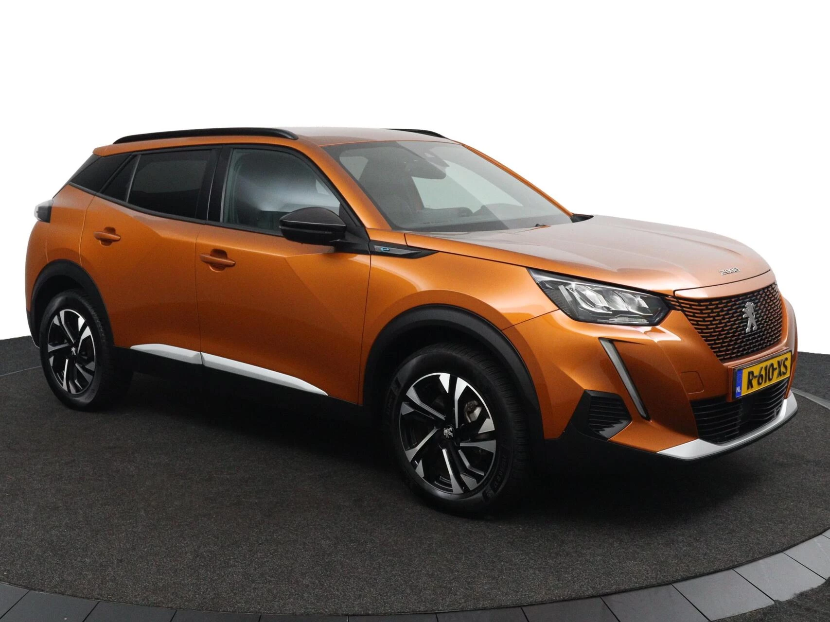 Hoofdafbeelding Peugeot e-2008