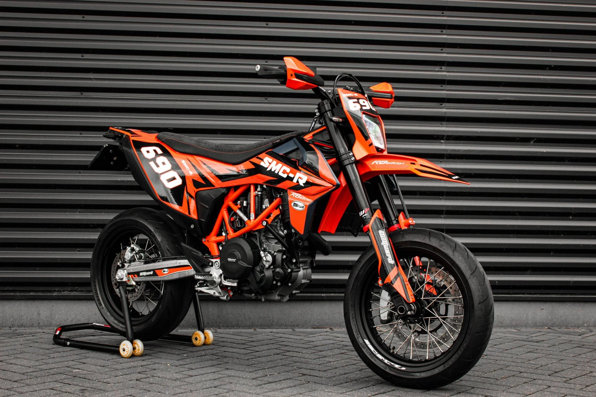 Hoofdafbeelding KTM 690