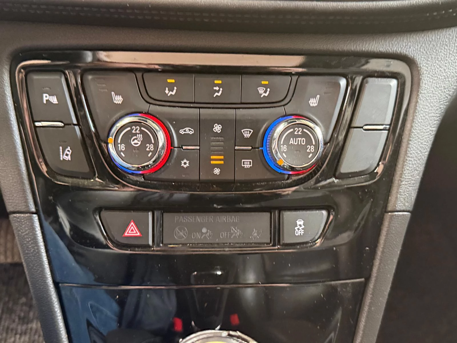 Hoofdafbeelding Opel Mokka X