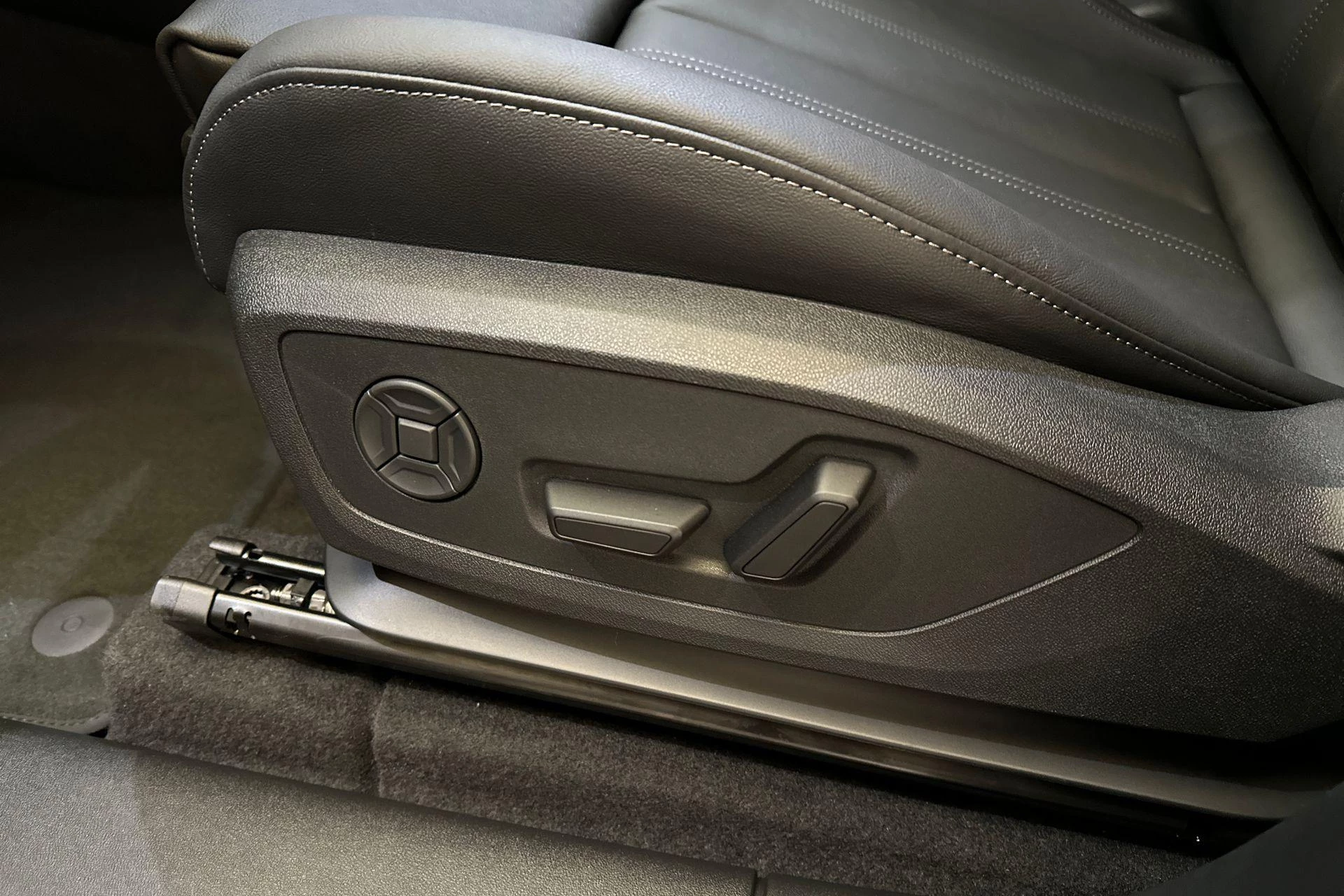Hoofdafbeelding Audi Q6 e-tron