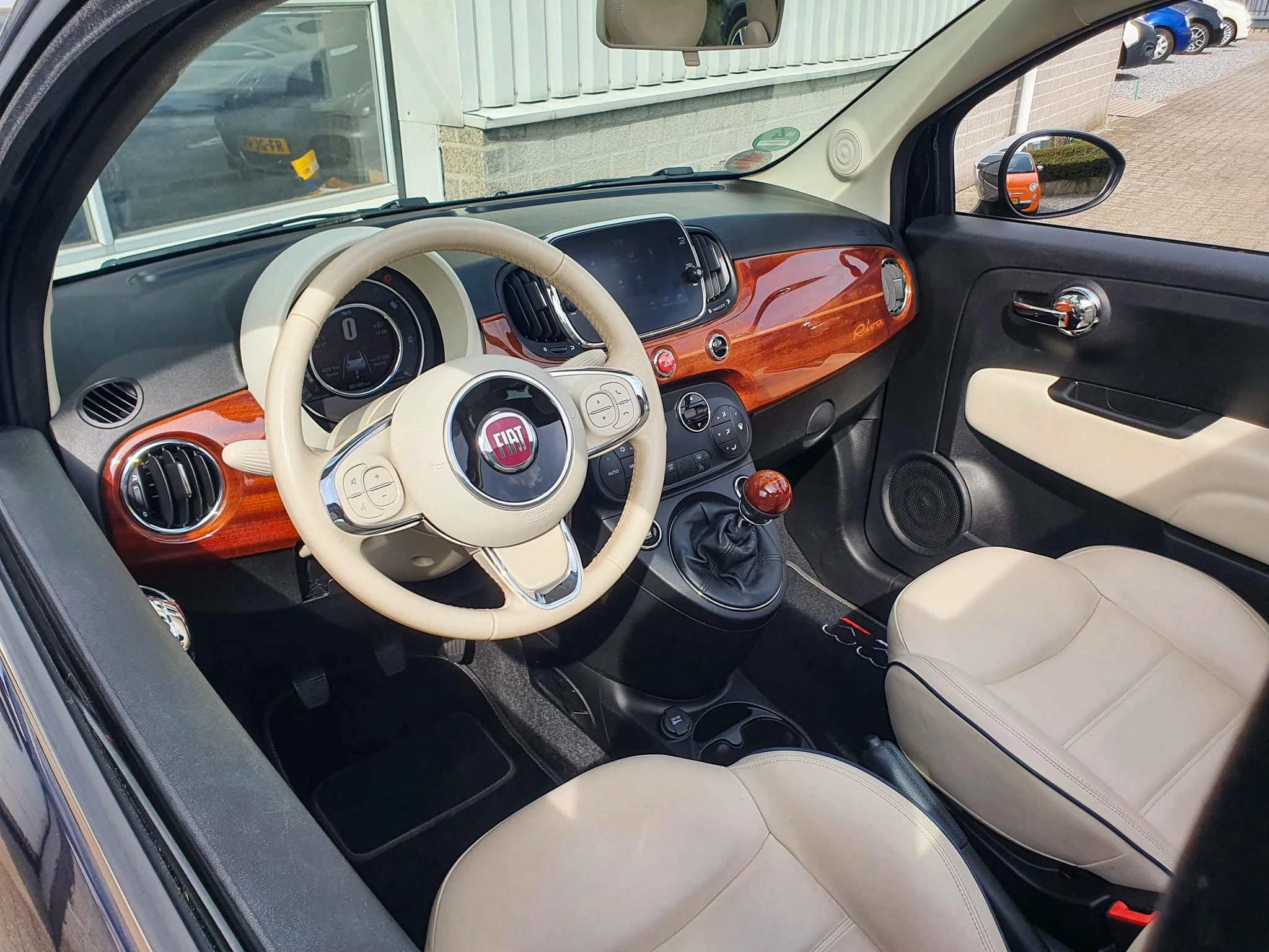 Hoofdafbeelding Fiat 500