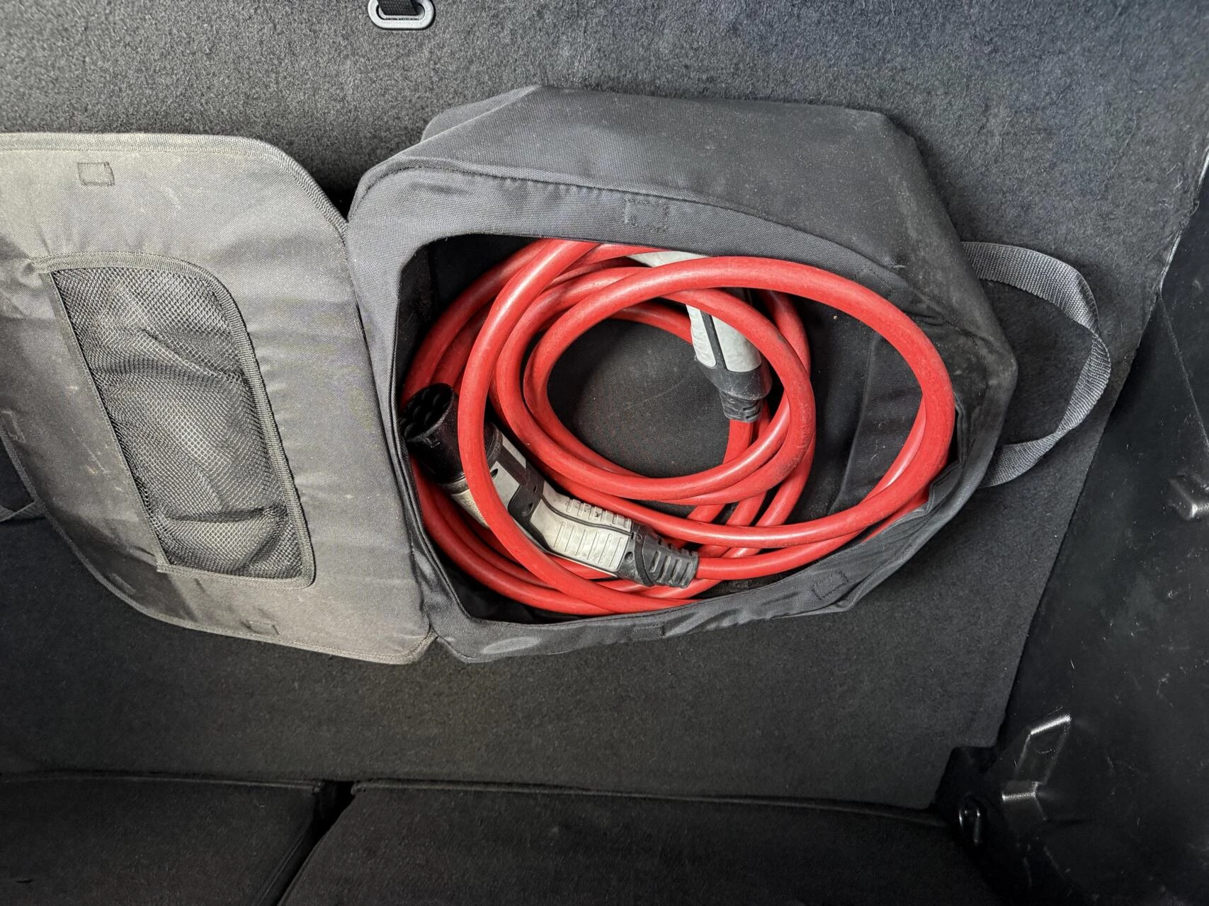 Hoofdafbeelding Peugeot e-2008