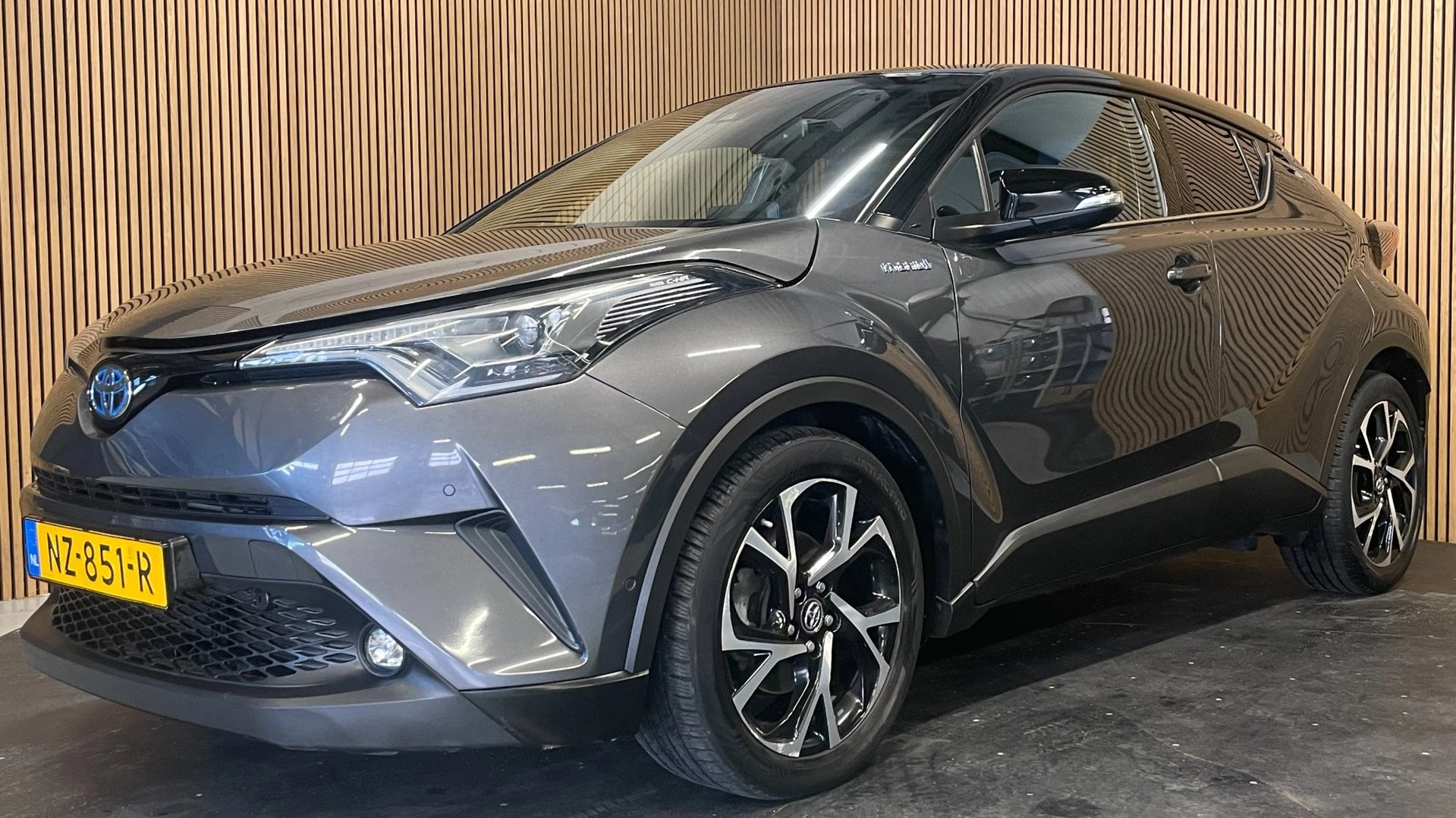 Hoofdafbeelding Toyota C-HR