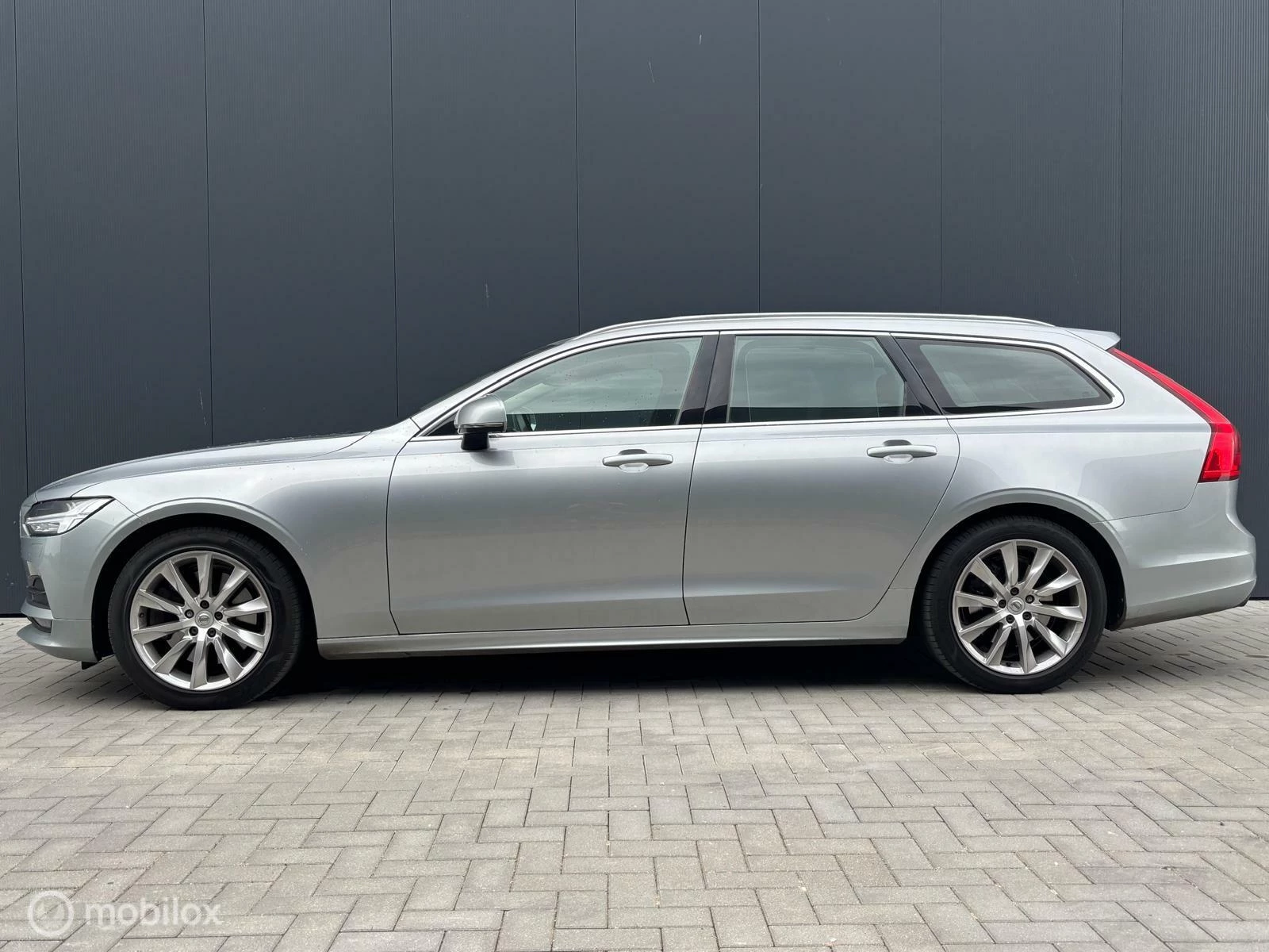 Hoofdafbeelding Volvo V90