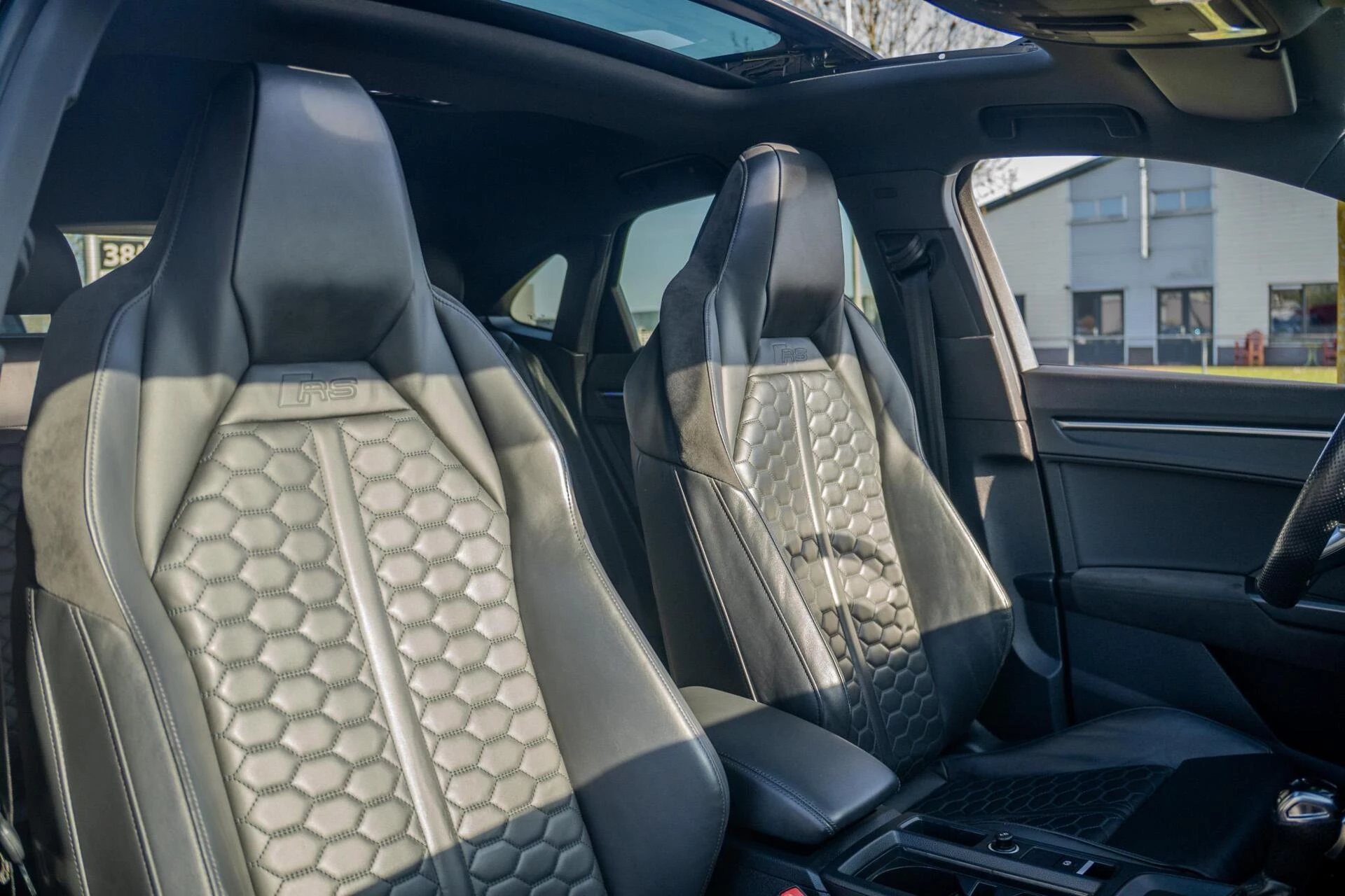 Hoofdafbeelding Audi RSQ3