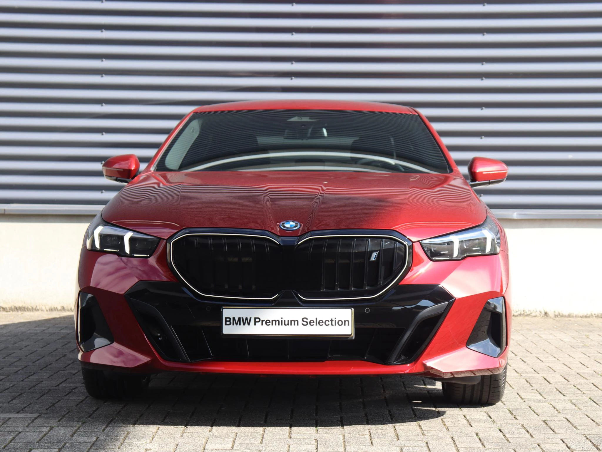 Hoofdafbeelding BMW i5