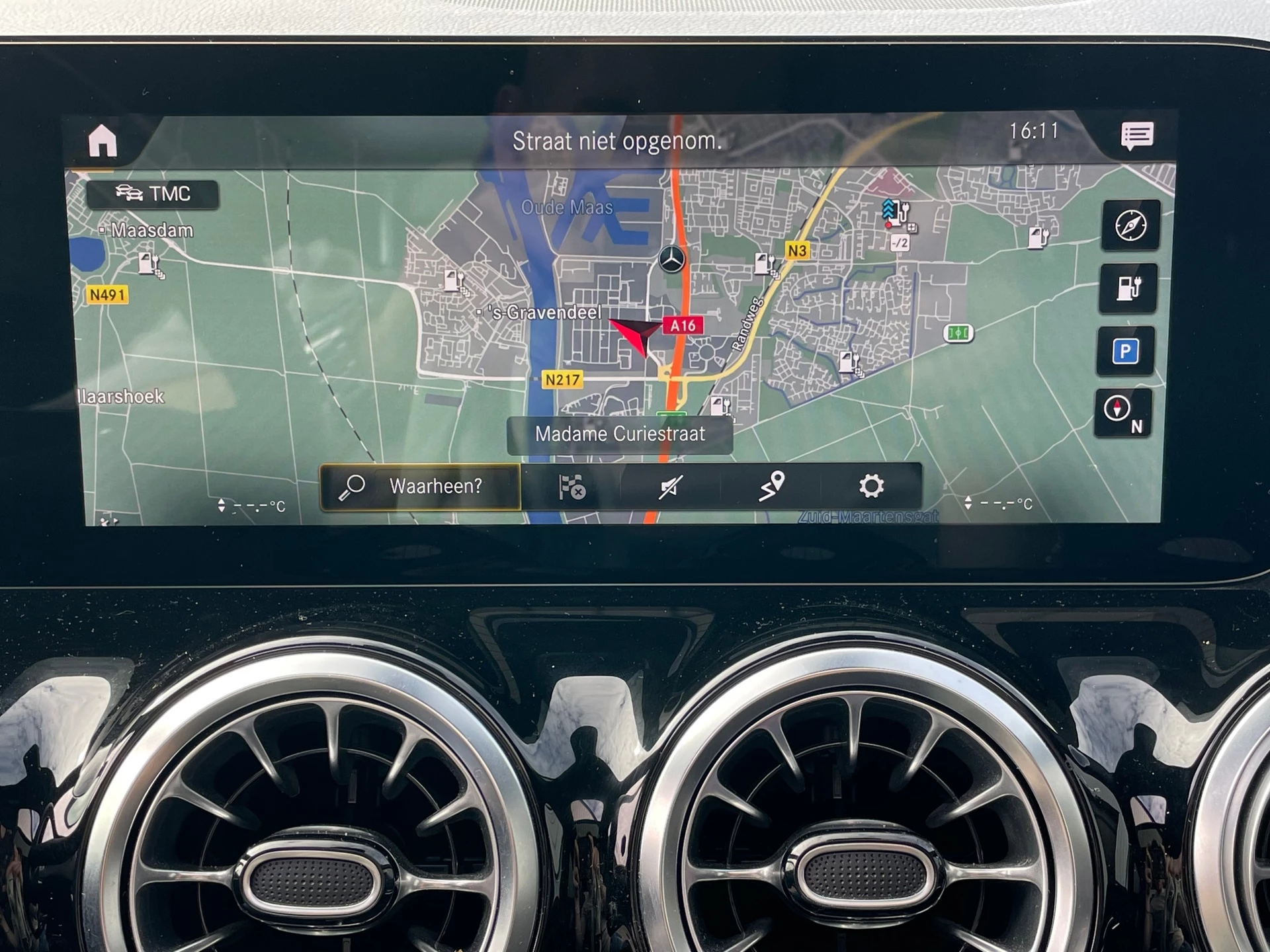 Hoofdafbeelding Mercedes-Benz EQA