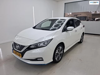 Nissan LEAF E+ N-Connecta 62 kWh SOH93% 1E EIG DEALEROND ORG NL|TREKHAAK|BLINDSPOT|STUUR+STOELVRM|VRITUAL.COCKPIT|