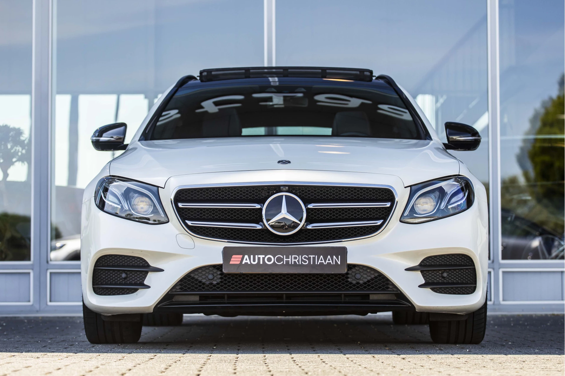 Hoofdafbeelding Mercedes-Benz E-Klasse
