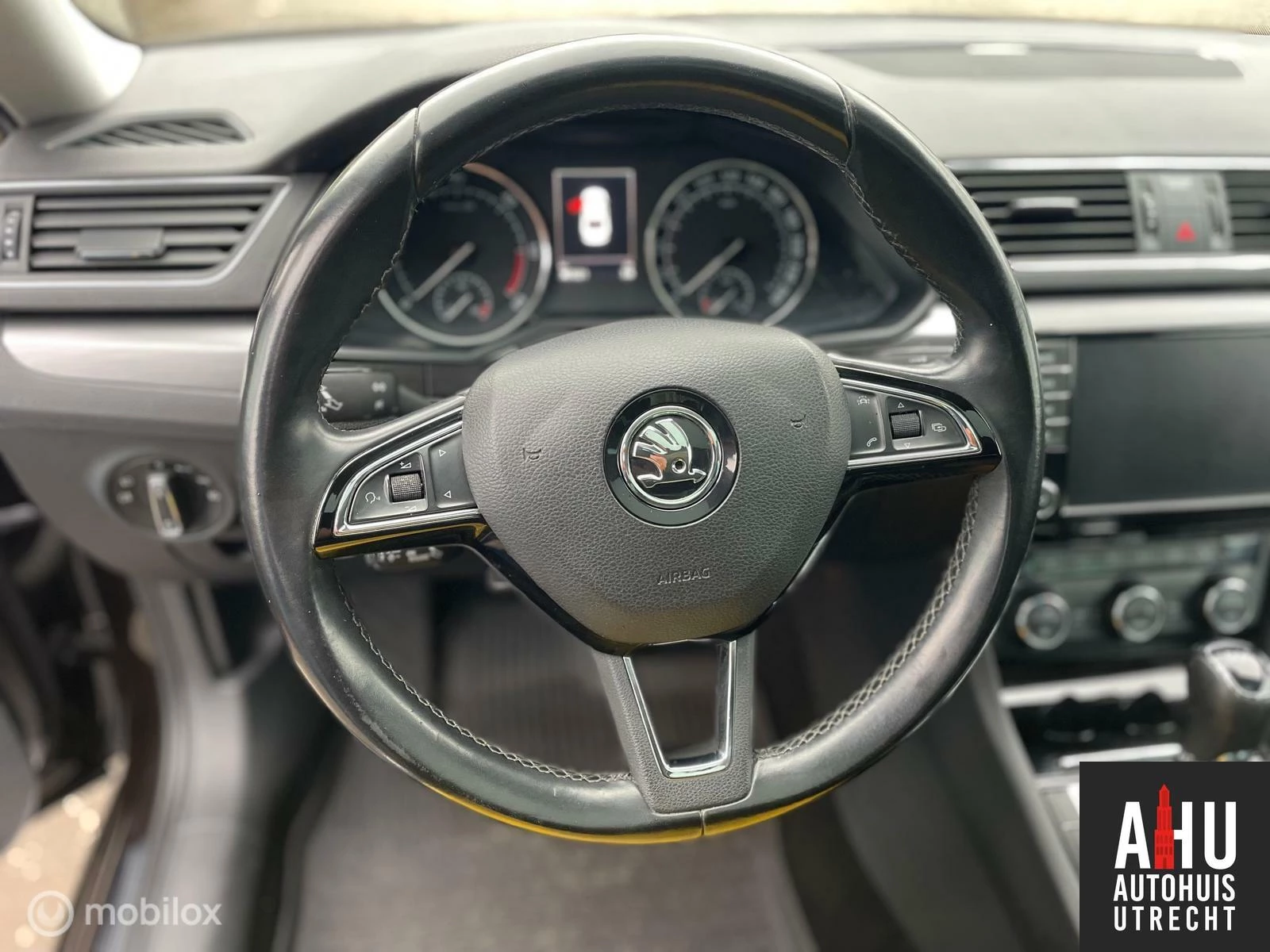 Hoofdafbeelding Škoda Superb