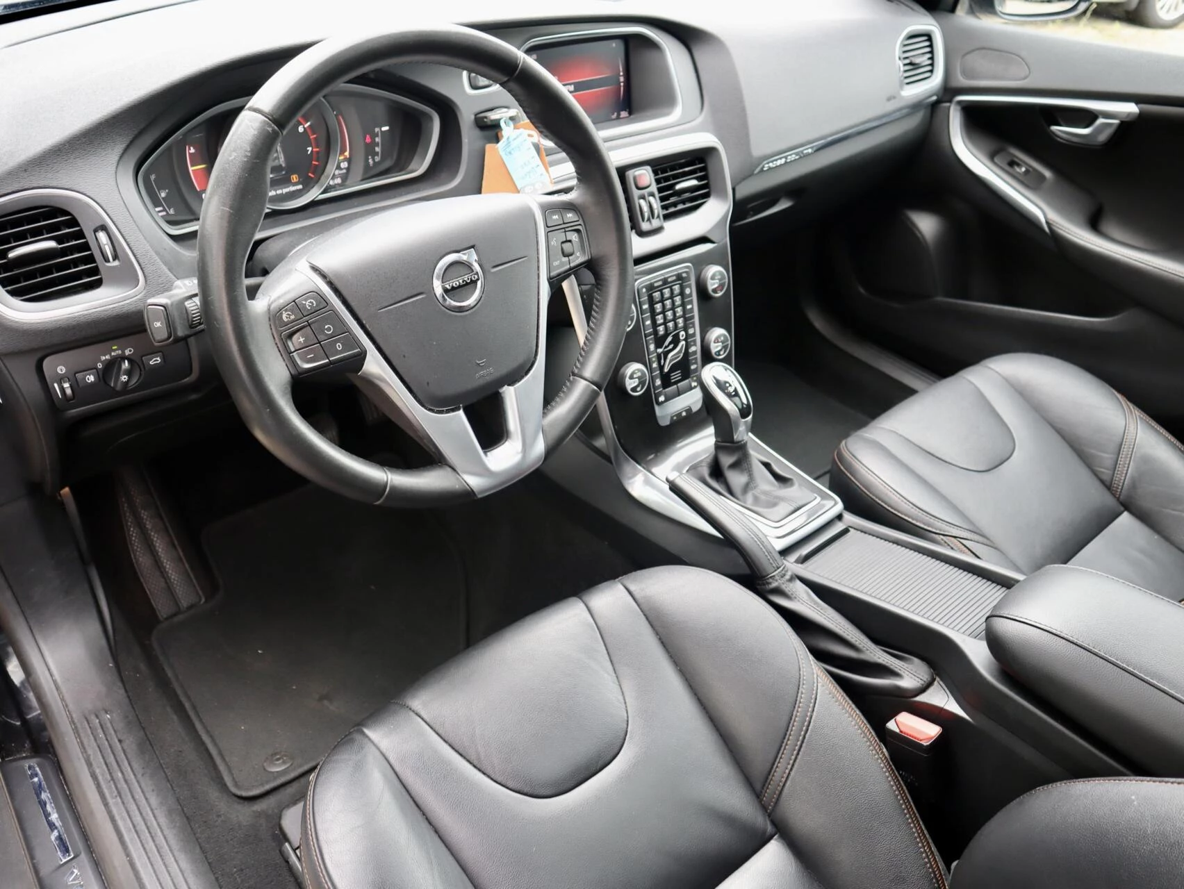 Hoofdafbeelding Volvo V40