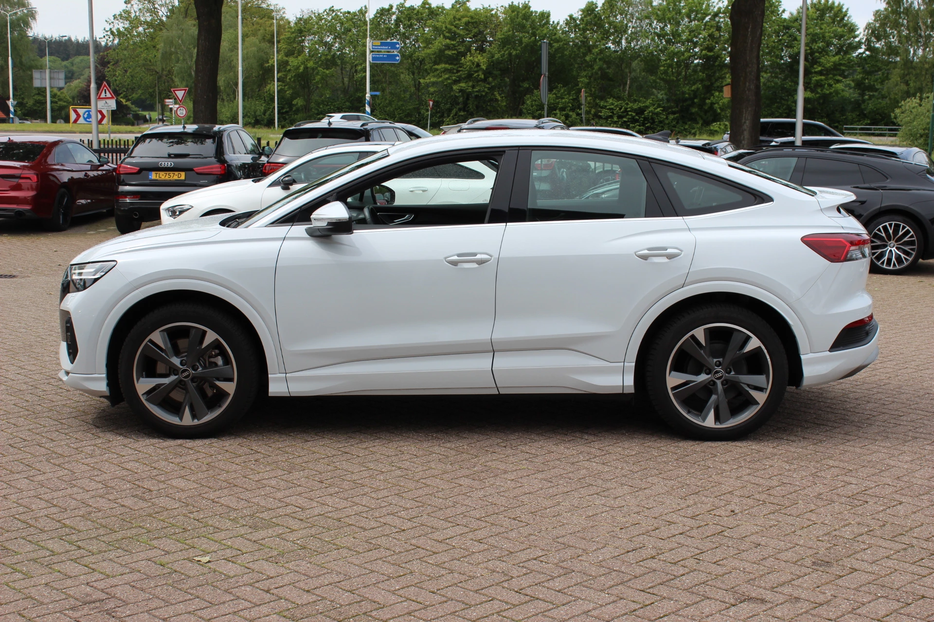 Hoofdafbeelding Audi Q4 Sportback e-tron