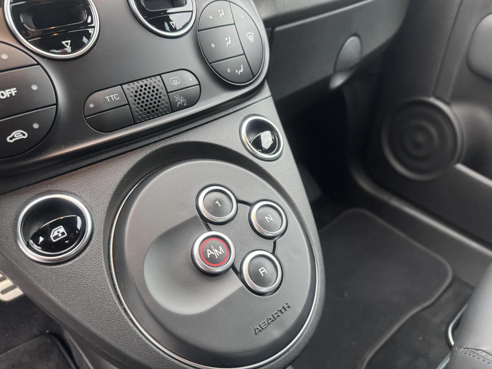 Hoofdafbeelding Abarth 695