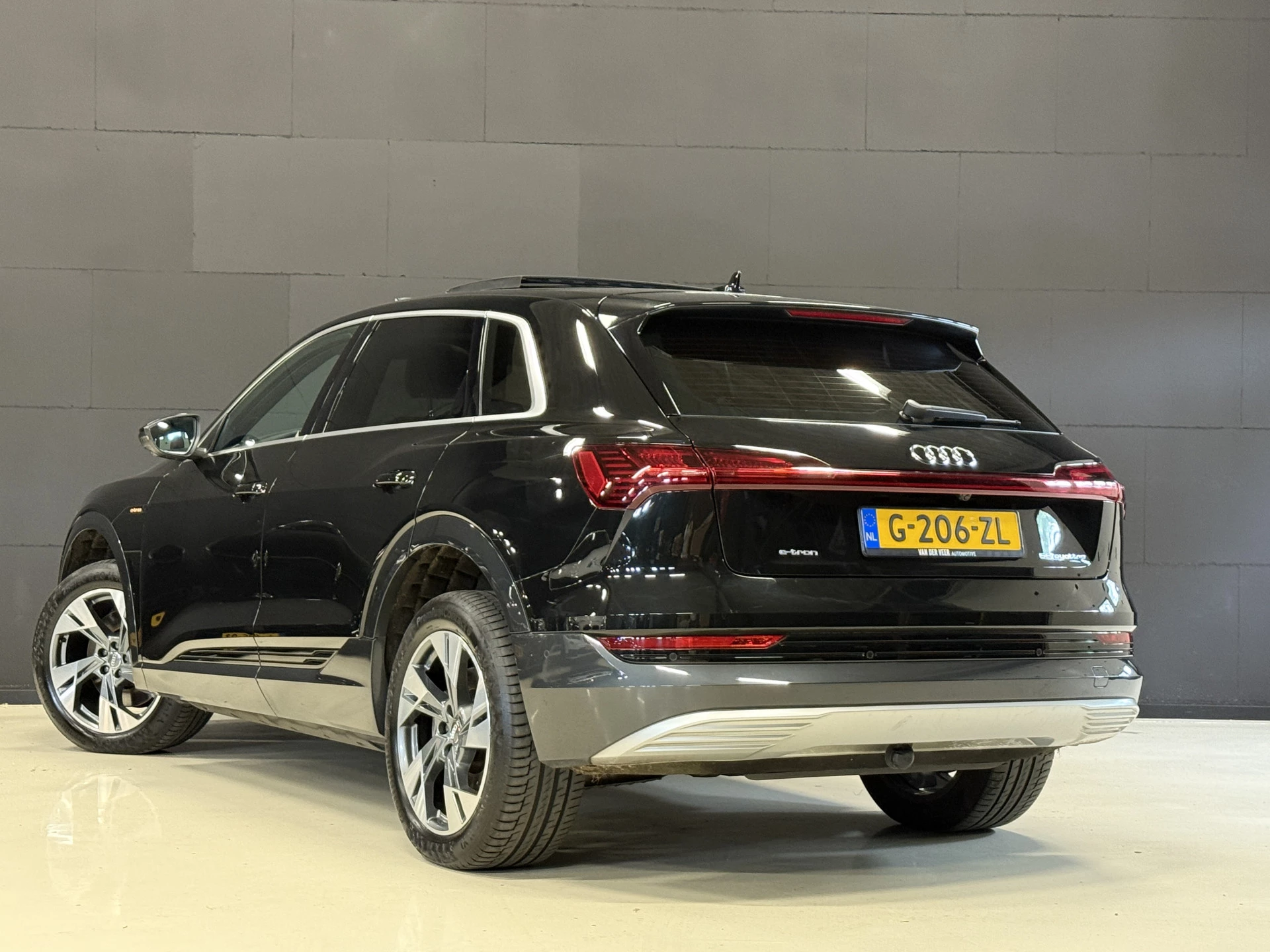 Hoofdafbeelding Audi e-tron