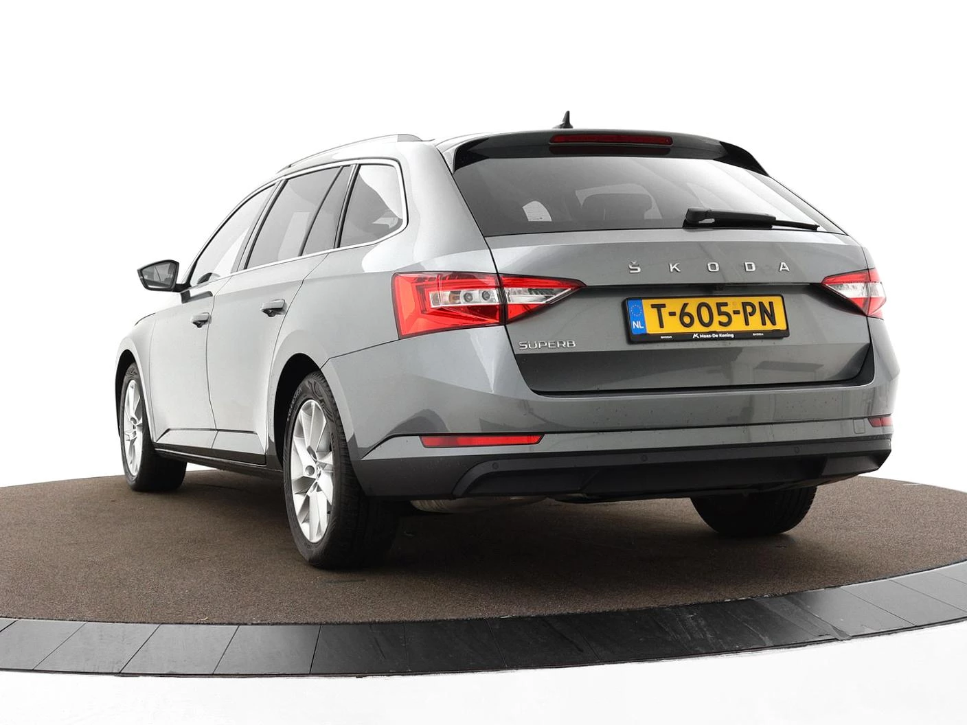 Hoofdafbeelding Škoda Superb