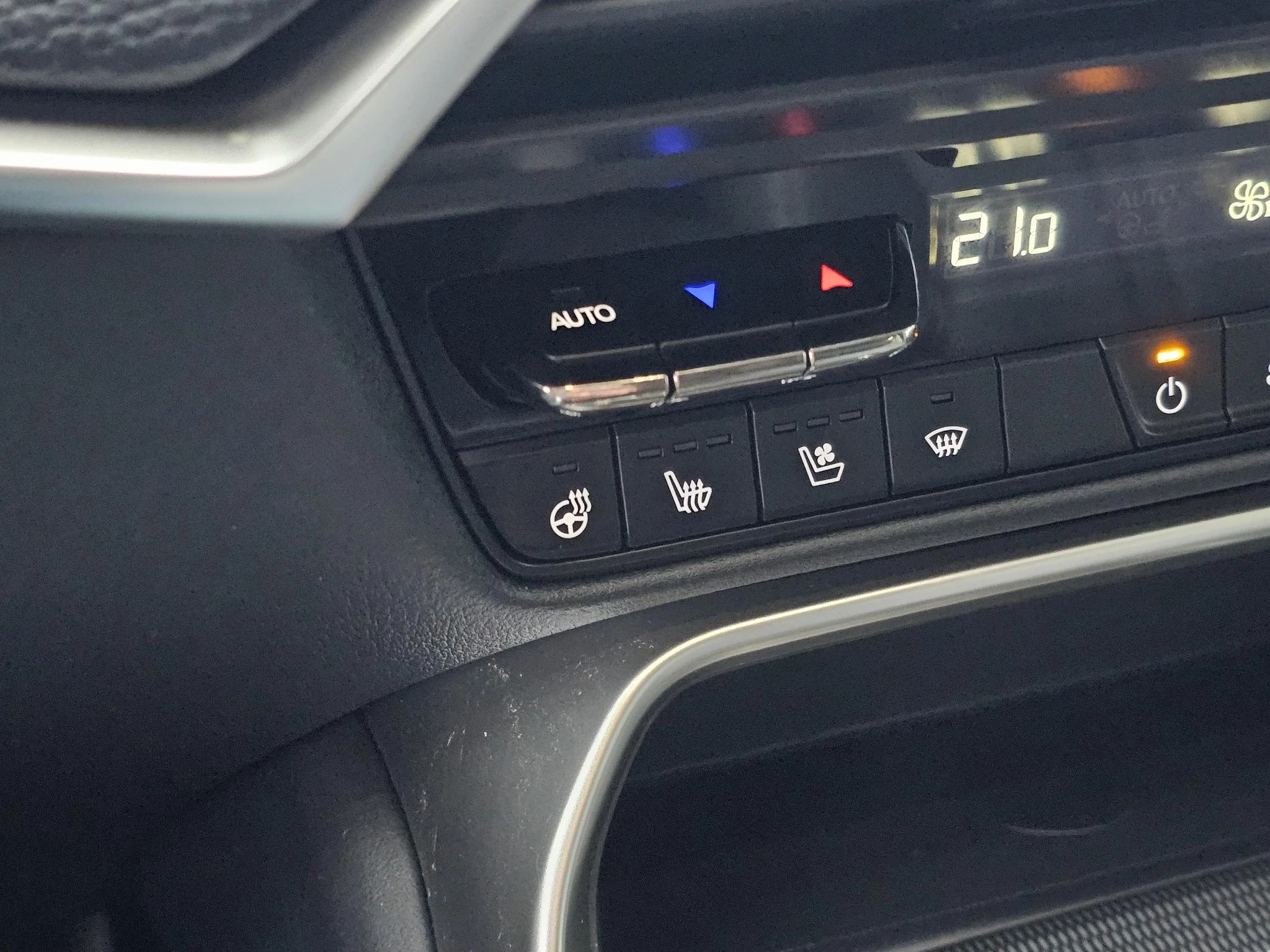 Hoofdafbeelding Mazda CX-60