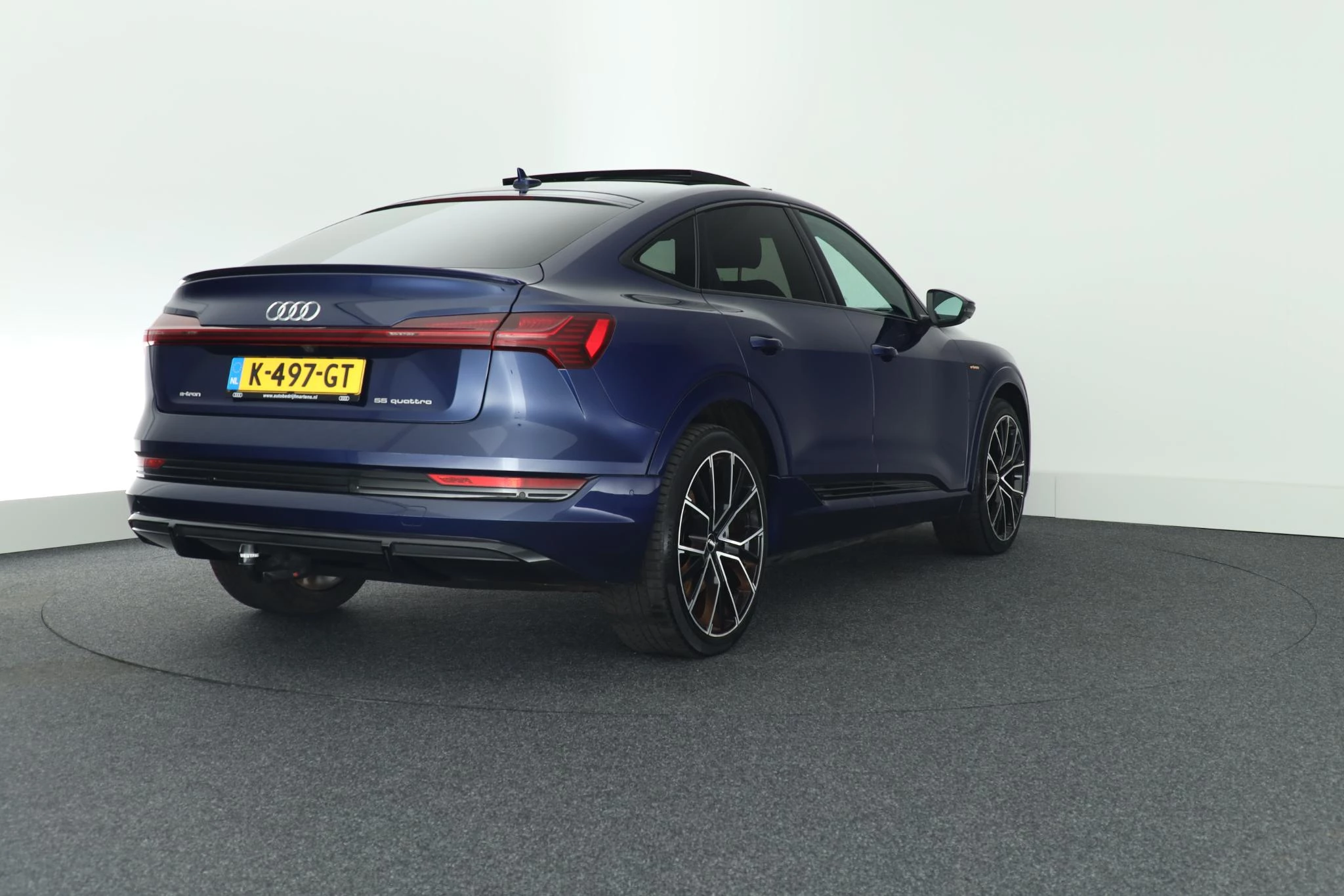 Hoofdafbeelding Audi e-tron