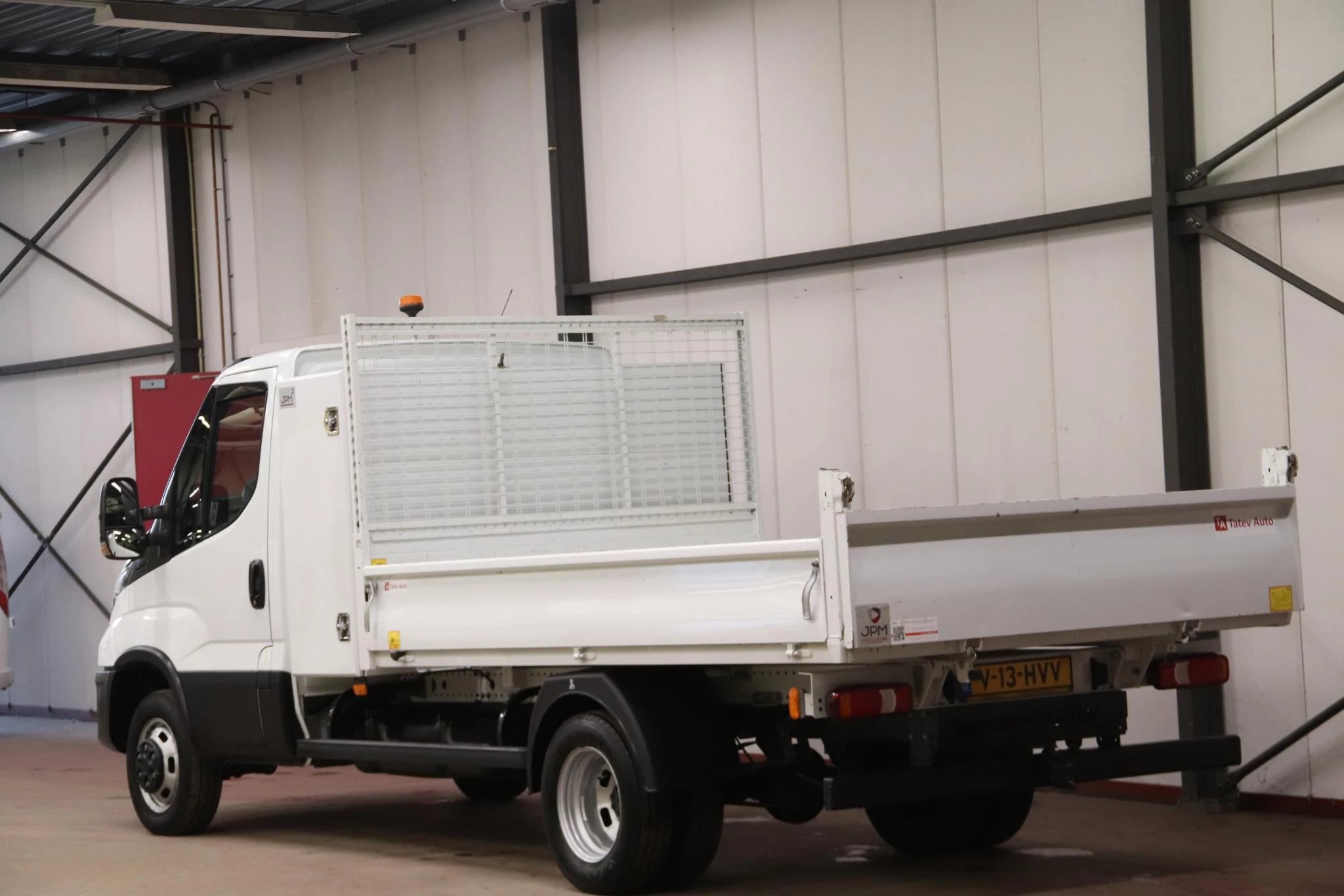 Hoofdafbeelding Iveco 35C14 2.3 KIPPER MET 3500 KG TREKVERMOGEN