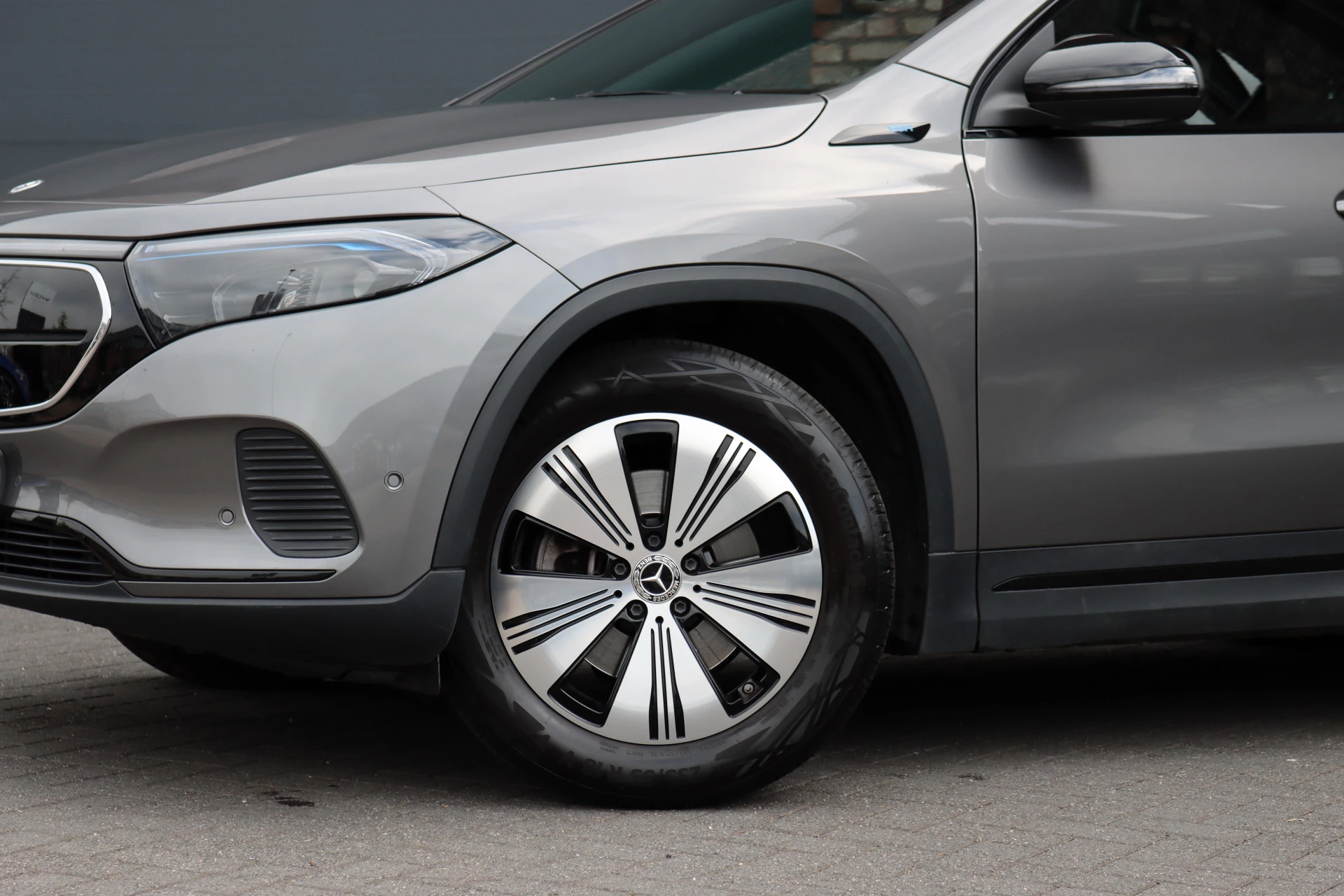 Hoofdafbeelding Mercedes-Benz EQA