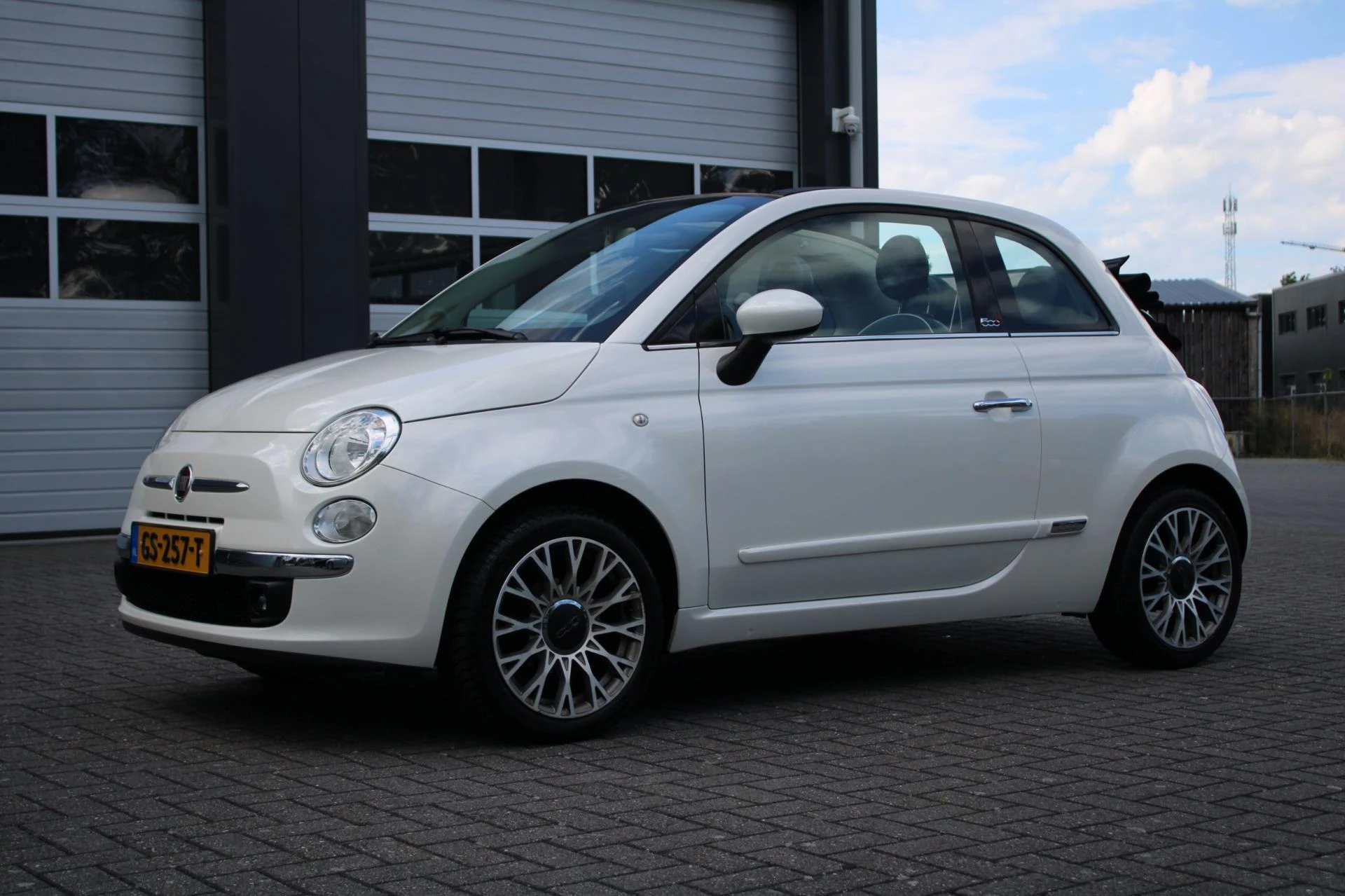 Hoofdafbeelding Fiat 500C