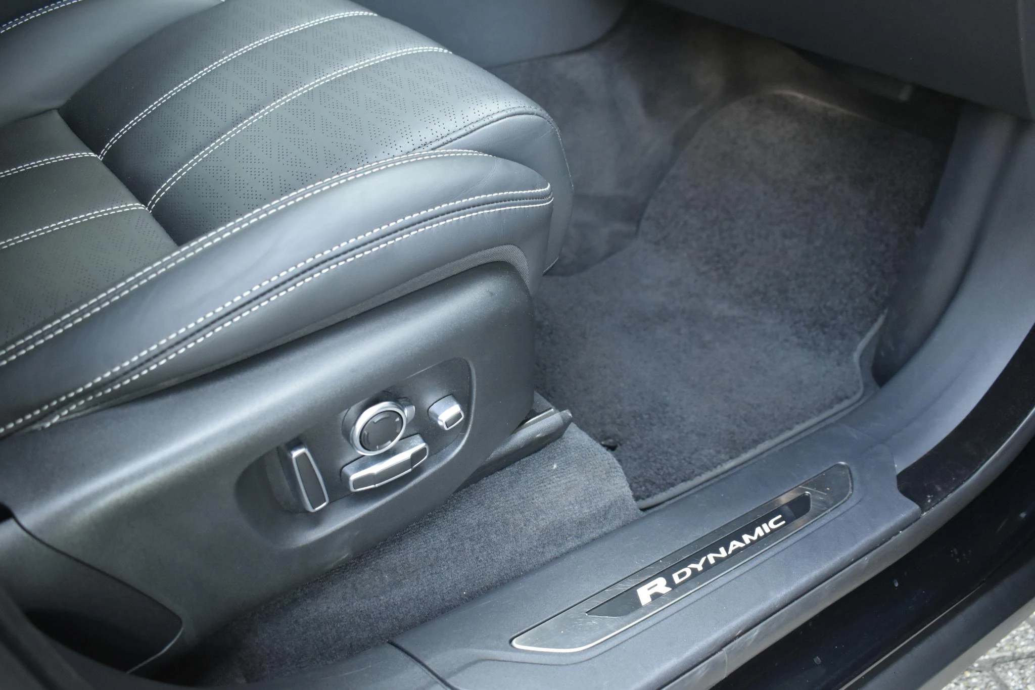 Hoofdafbeelding Land Rover Range Rover Velar