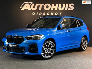Hoofdafbeelding BMW X1 BMW X1 XDrive25e High Executive Edition M Pano/ Leder/ Adaptieve Cruisecontrol/ Camera/ Carplay/ HeadUp/ 19Inch