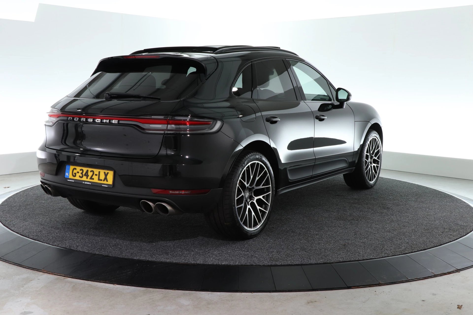 Hoofdafbeelding Porsche Macan