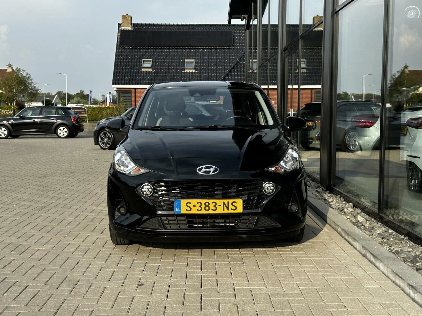 Hoofdafbeelding Hyundai i10